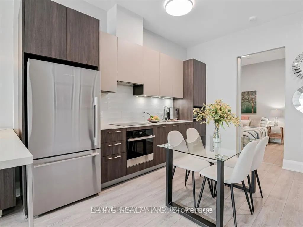 Photo 5 of Unit 106, 38 Water Walk Drive, Markham, Unionville — HOMEH