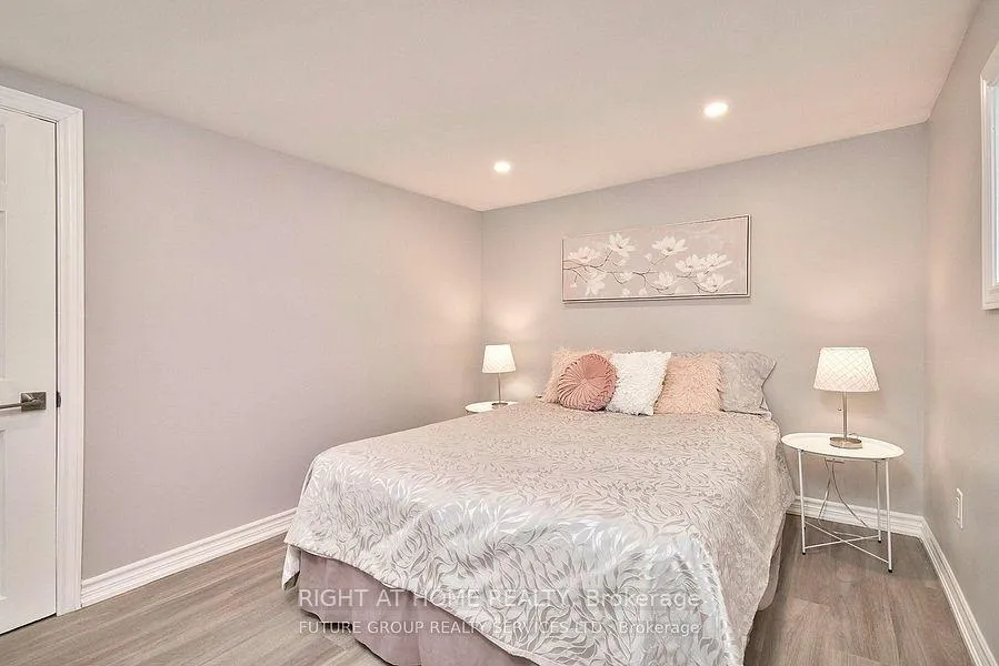 Photo 5 of Unit Lower level, 156 Peel Street, Barrie, Wellington — HOMEH