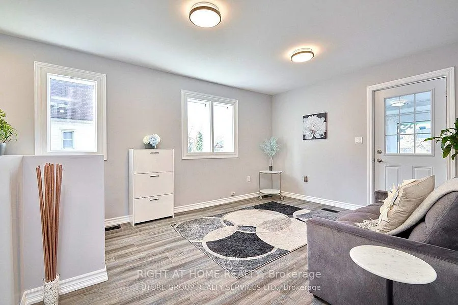 Photo 15 of Unit Lower level, 156 Peel Street, Barrie, Wellington — HOMEH