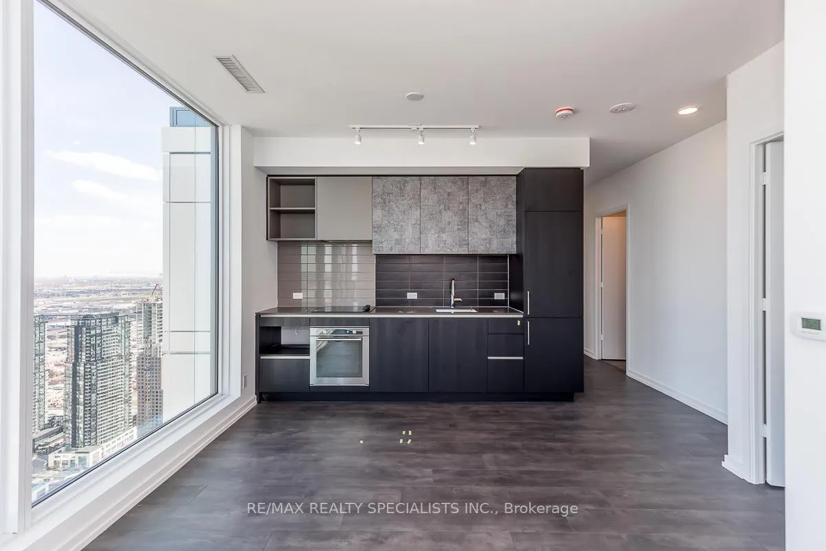 Photo 21 of Unit PH-09, 7890 Jane Street, Vaughan, Vaughan Corporate Centre — HOMEH