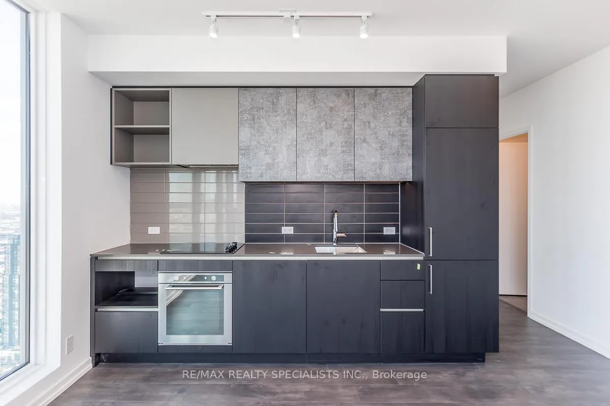 Photo 22 of Unit PH-09, 7890 Jane Street, Vaughan, Vaughan Corporate Centre — HOMEH