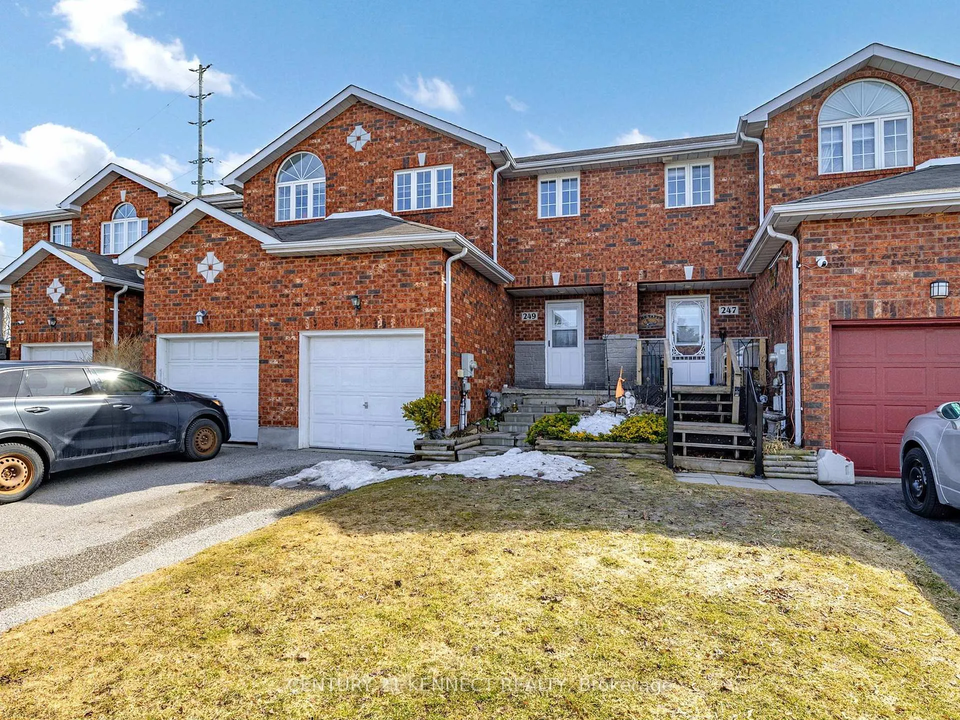 Photo 3 of 249 Stanley Street, Barrie, Bayfield — HOMEH