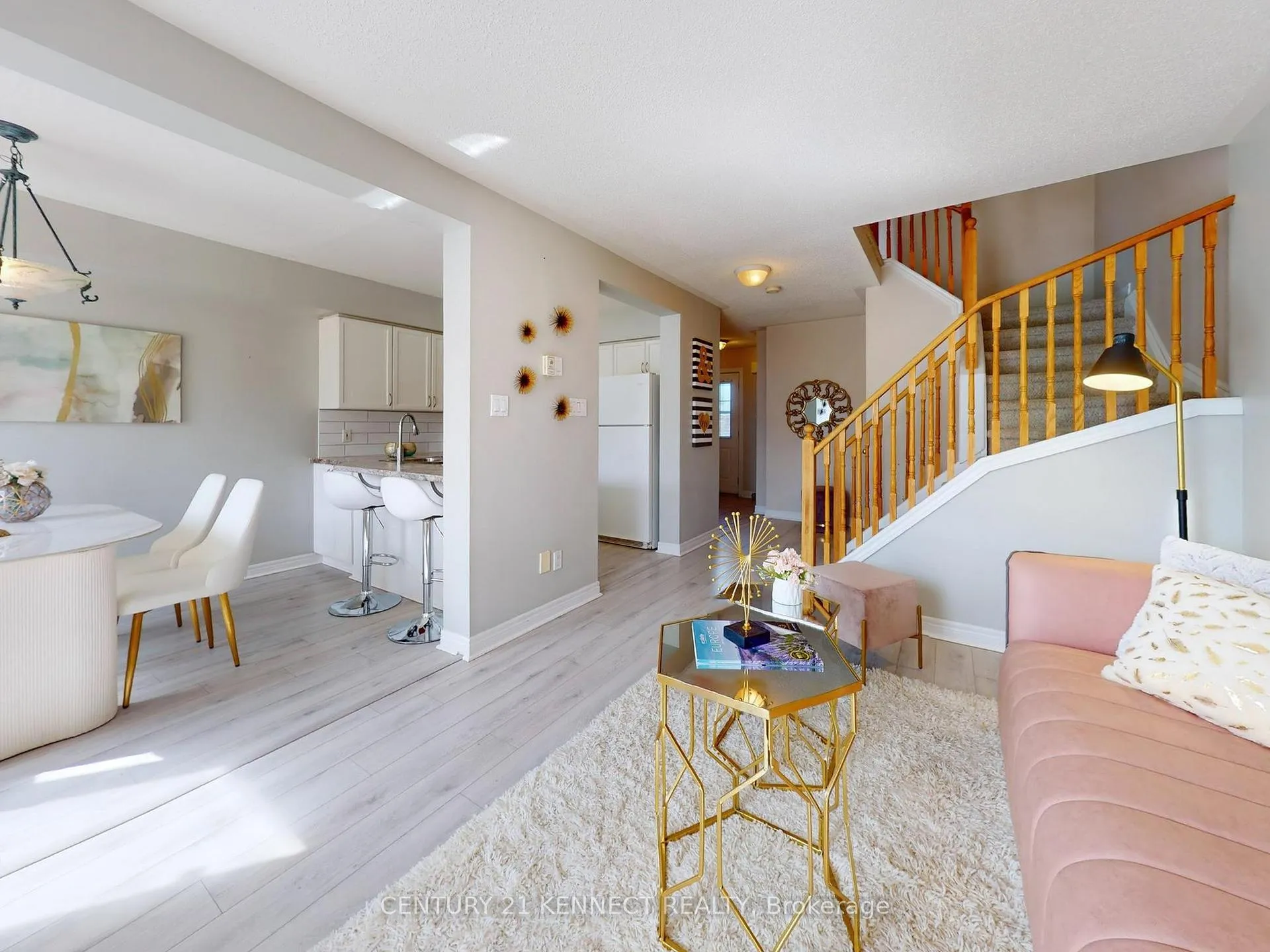 Photo 10 of 249 Stanley Street, Barrie, Bayfield — HOMEH