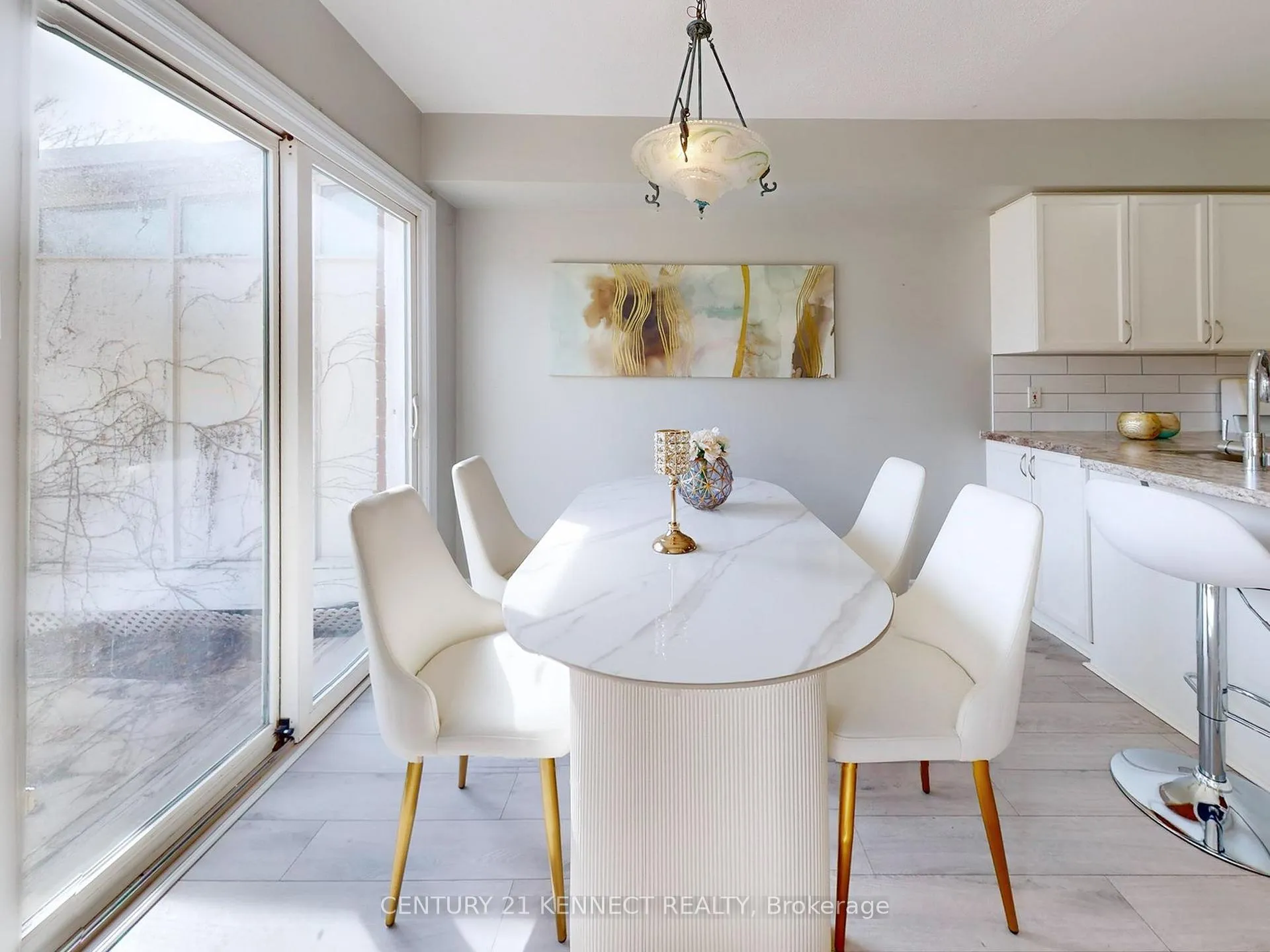 Photo 12 of 249 Stanley Street, Barrie, Bayfield — HOMEH