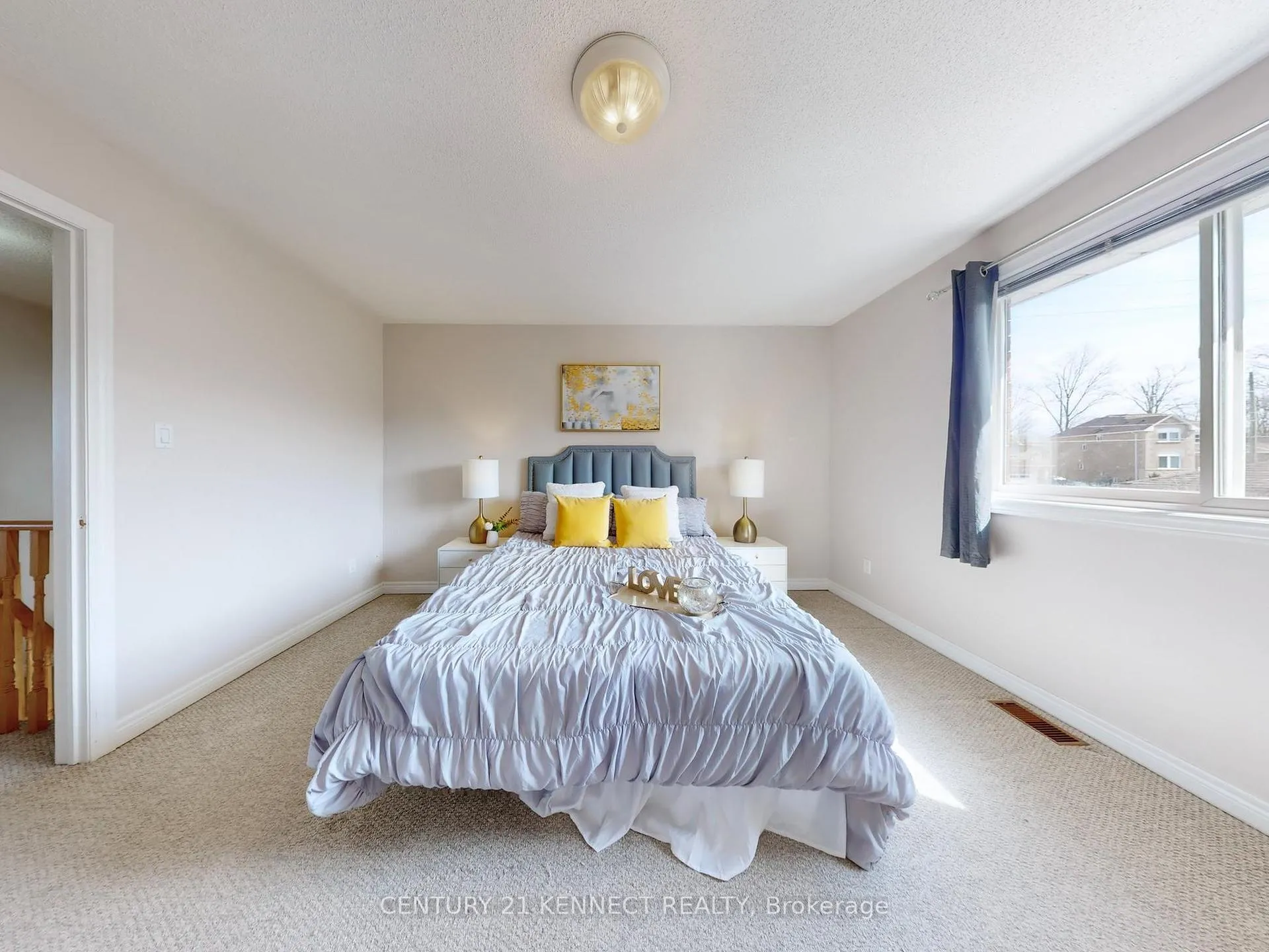 Photo 22 of 249 Stanley Street, Barrie, Bayfield — HOMEH