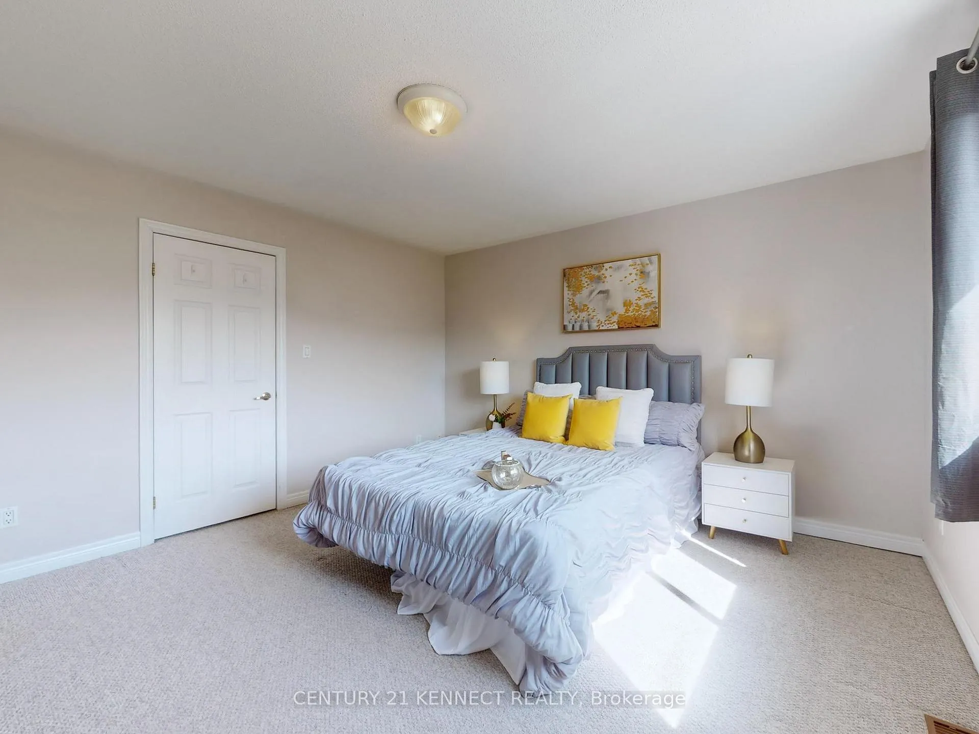 Photo 23 of 249 Stanley Street, Barrie, Bayfield — HOMEH