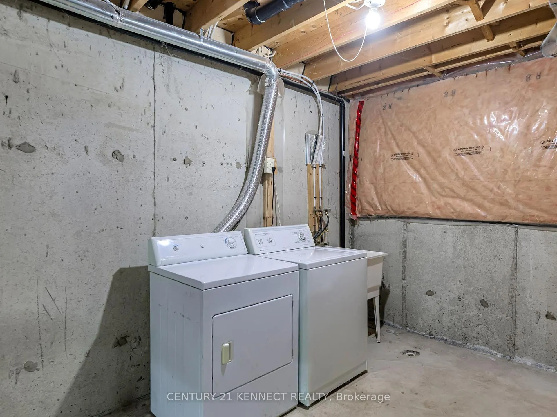 Photo 39 of 249 Stanley Street, Barrie, Bayfield — HOMEH