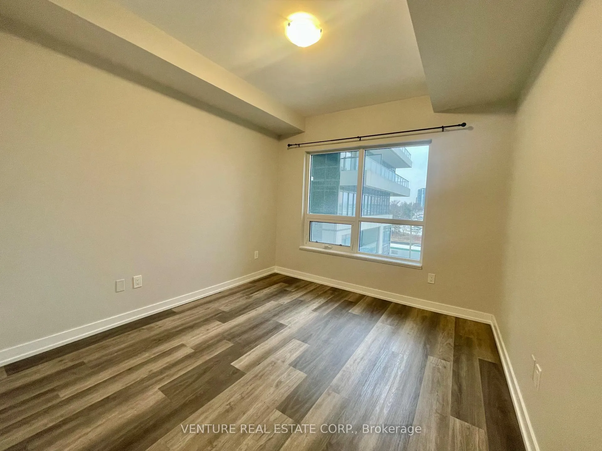 Photo 7 of Unit 402, 1480 Bayly Street, Pickering, Bay Ridges — HOMEH
