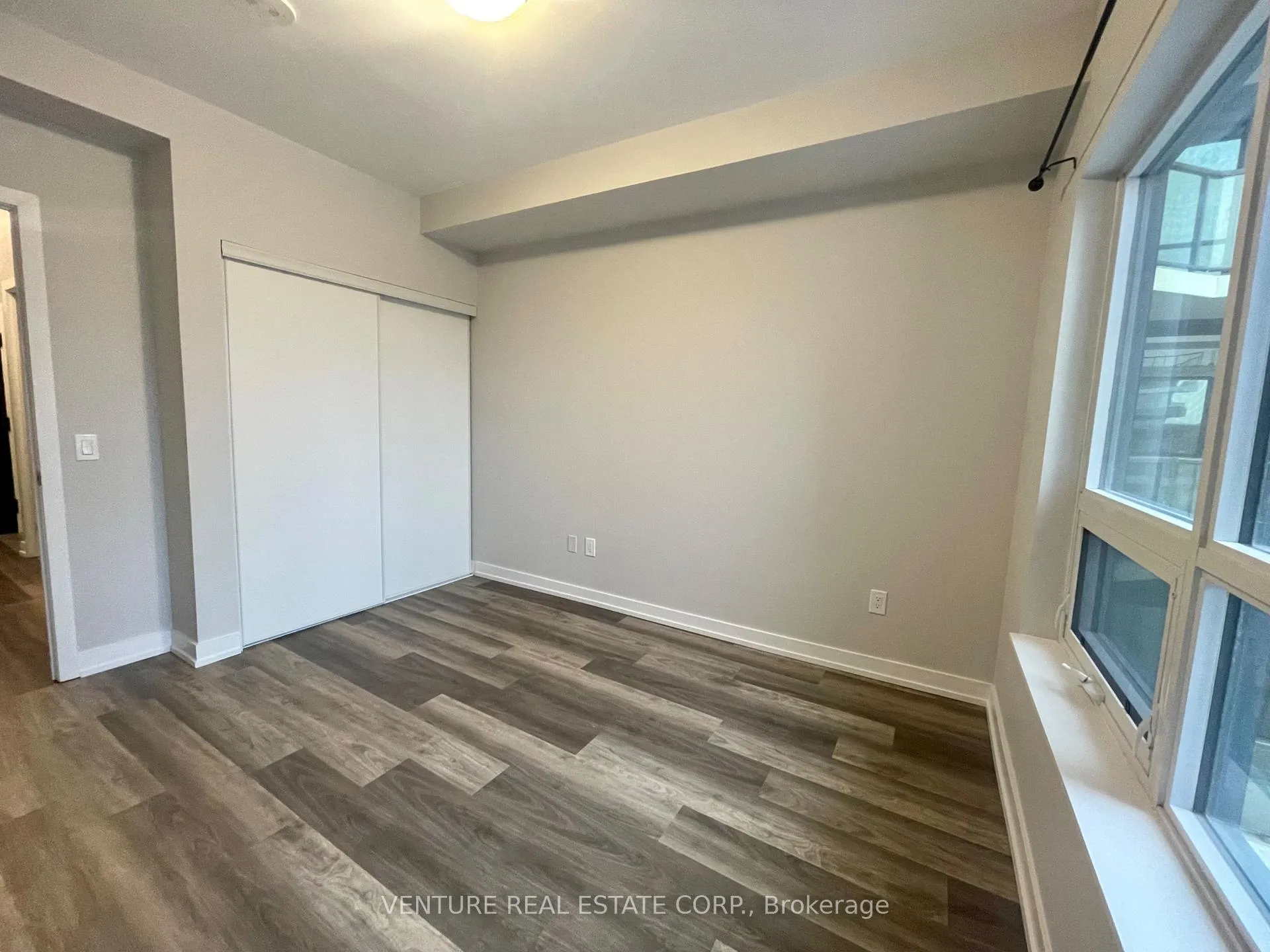 Photo 8 of Unit 402, 1480 Bayly Street, Pickering, Bay Ridges — HOMEH