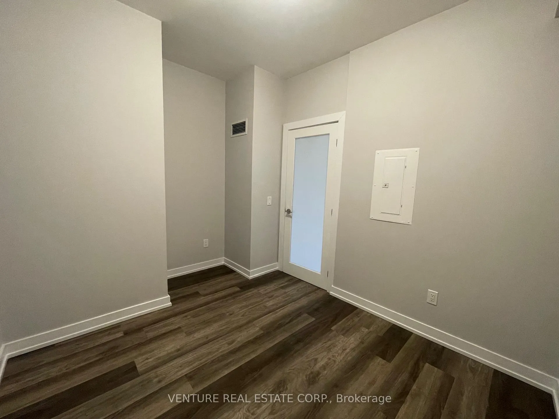 Photo 13 of Unit 402, 1480 Bayly Street, Pickering, Bay Ridges — HOMEH