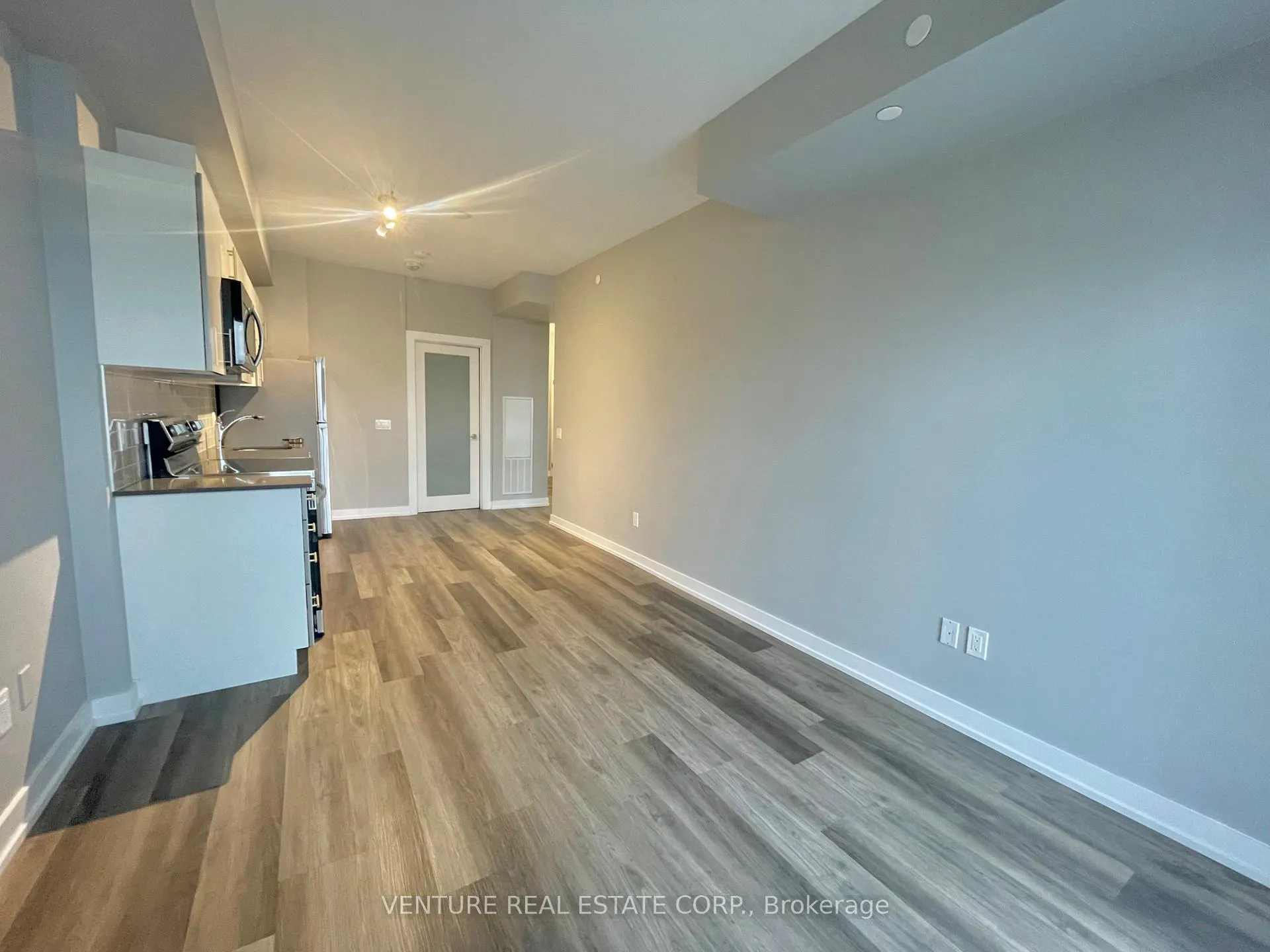 Photo 15 of Unit 402, 1480 Bayly Street, Pickering, Bay Ridges — HOMEH