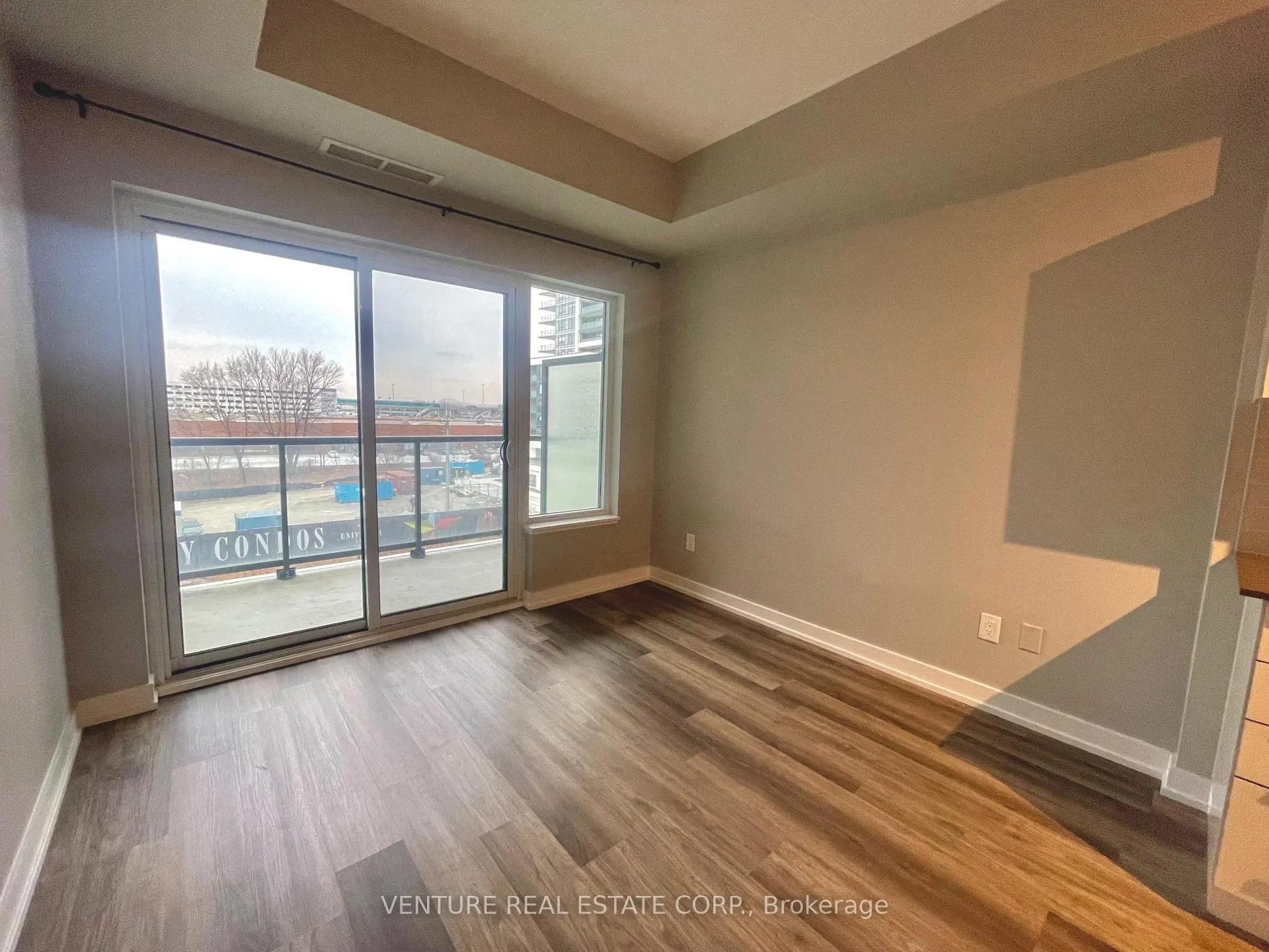 Photo 17 of Unit 402, 1480 Bayly Street, Pickering, Bay Ridges — HOMEH