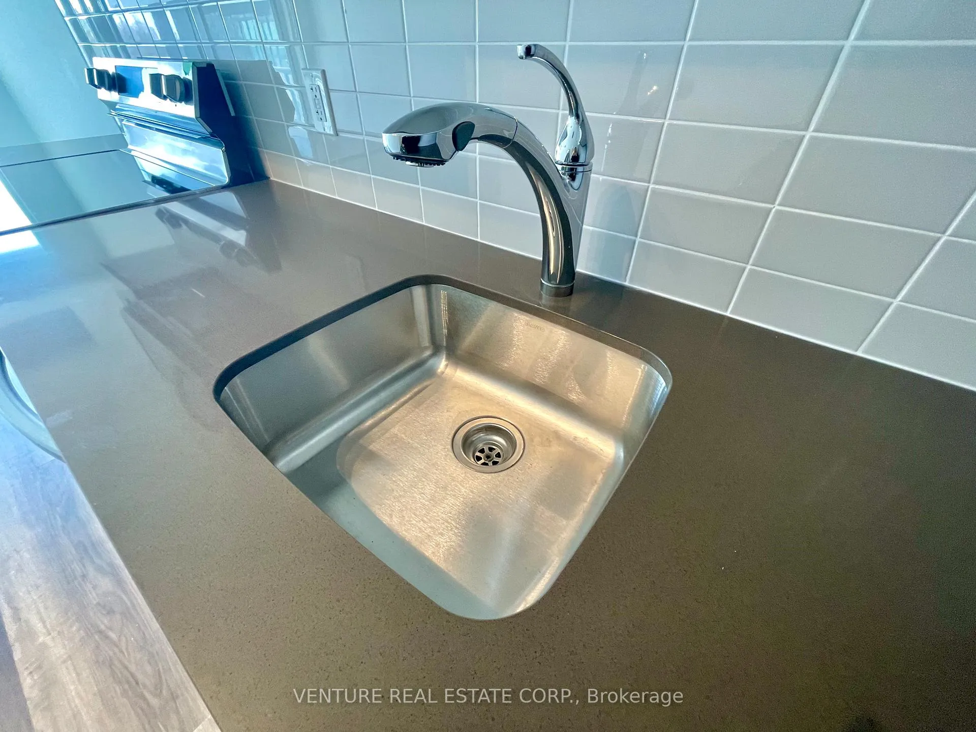 Photo 22 of Unit 402, 1480 Bayly Street, Pickering, Bay Ridges — HOMEH