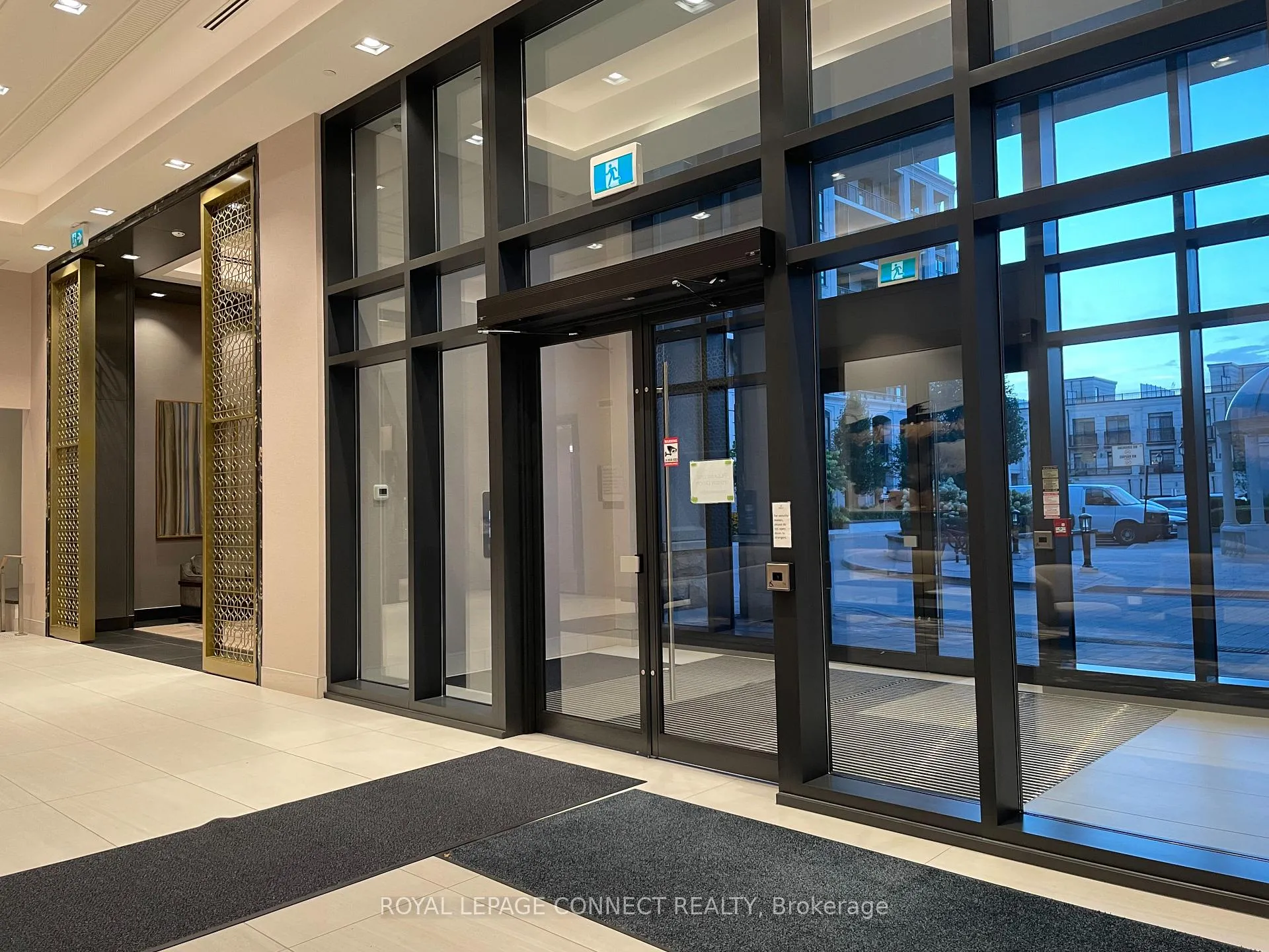 Photo 4 of Unit 701E, 278 Buchanan Drive, Markham, Unionville — HOMEH