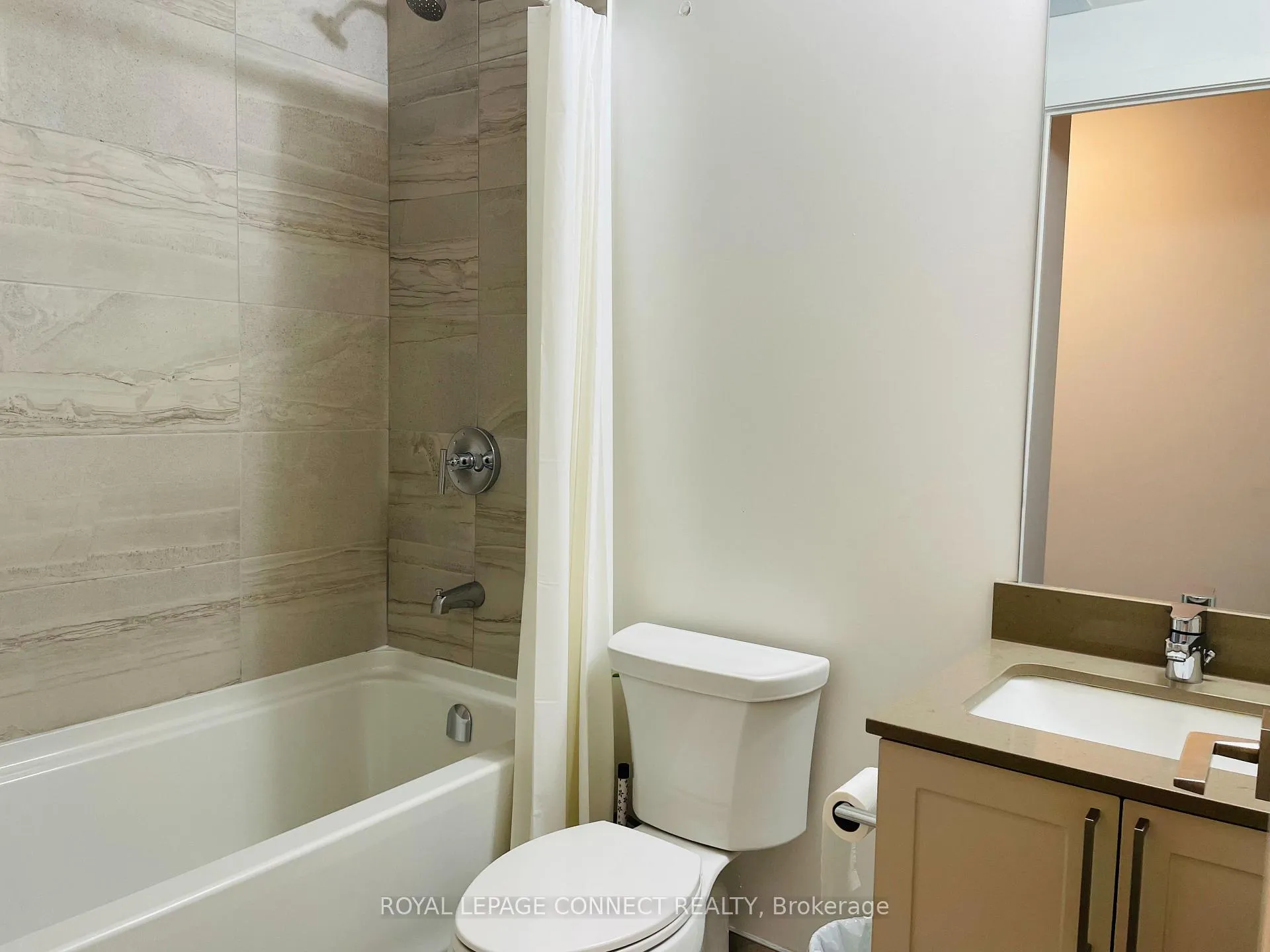 Photo 25 of Unit 701E, 278 Buchanan Drive, Markham, Unionville — HOMEH