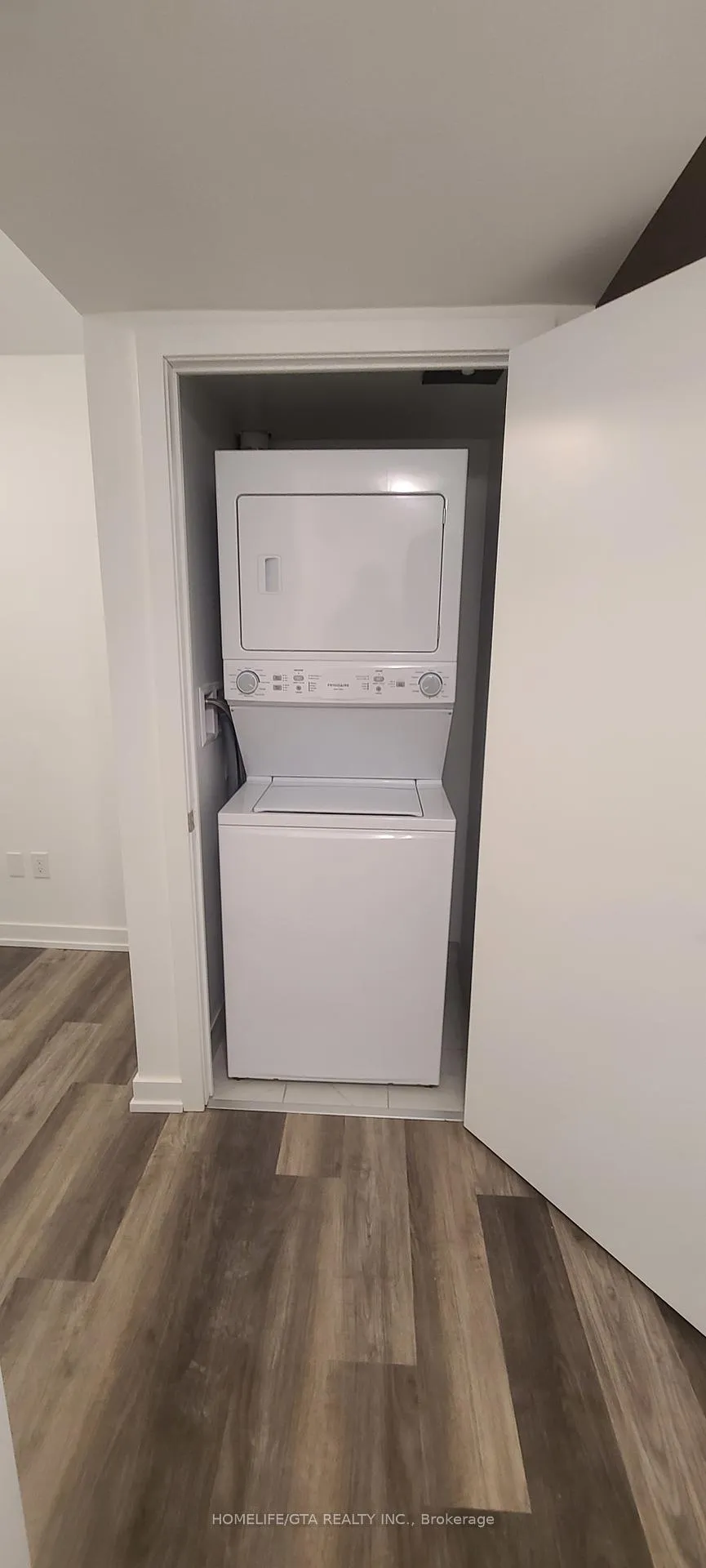 Photo 7 of Unit 506, 1480 Bayly Street, Pickering, Bay Ridges — HOMEH