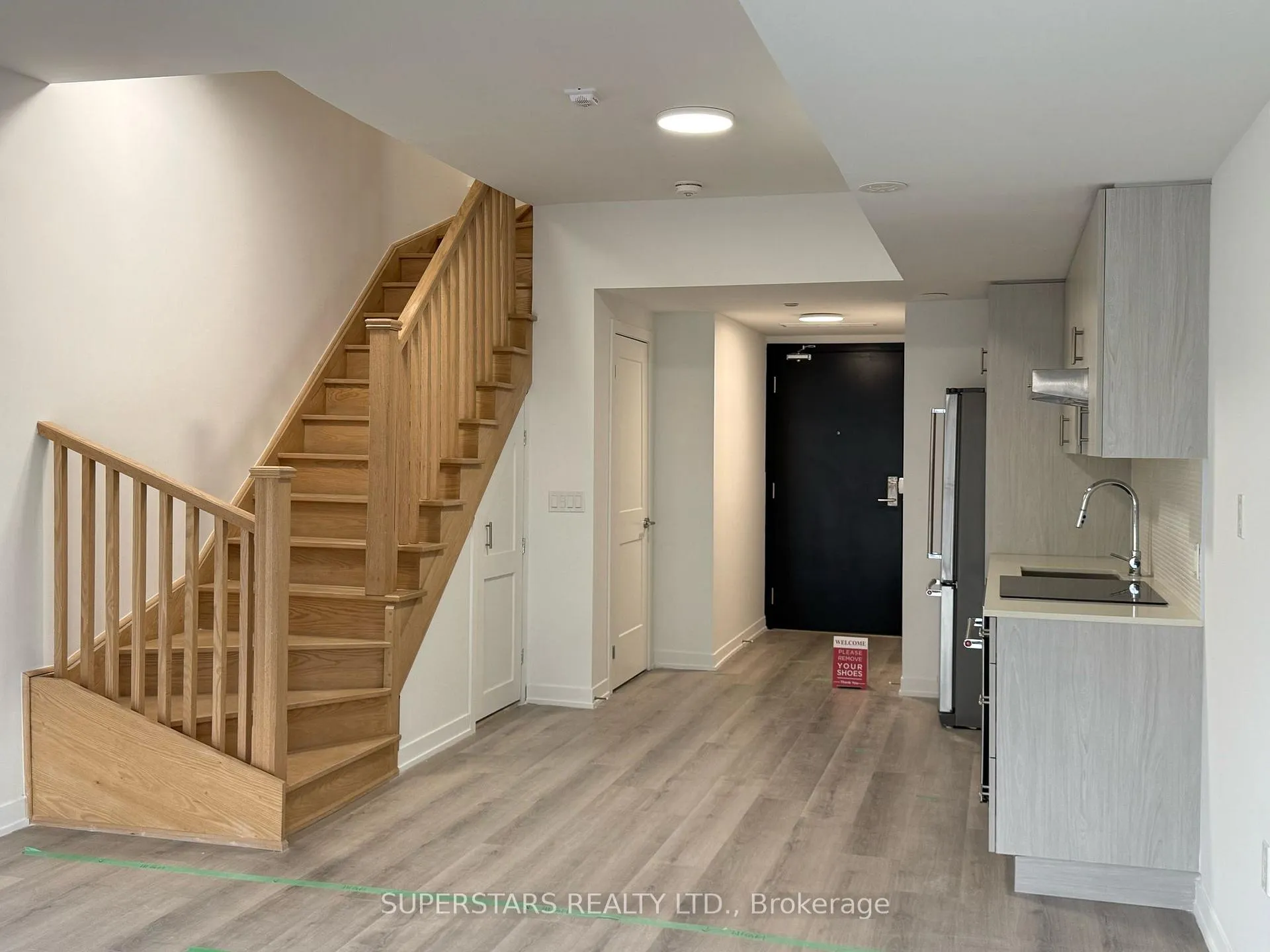 Photo 11 of Unit 308, 485 Logan Avenue, Toronto, South Riverdale — HOMEH