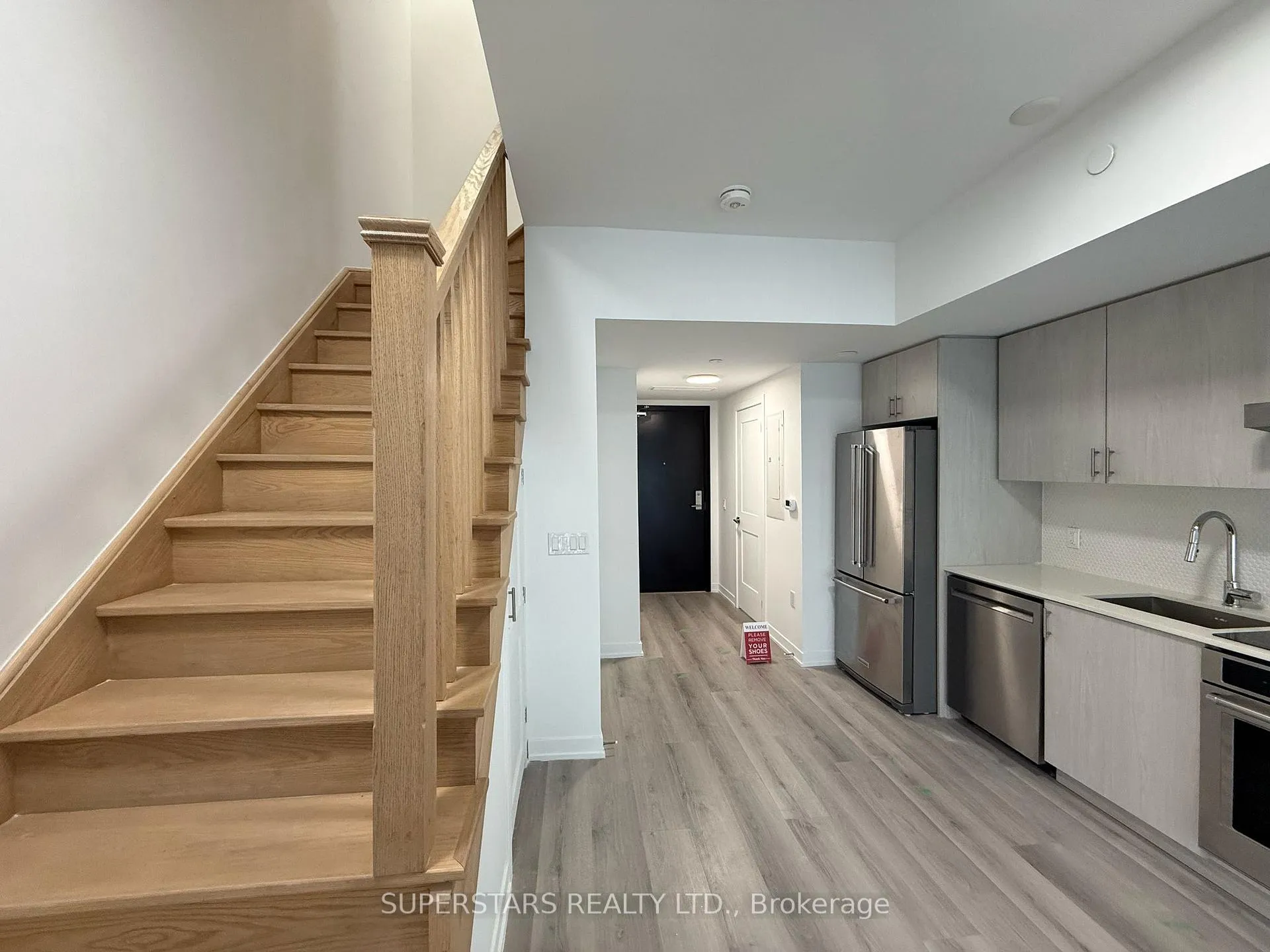 Photo 12 of Unit 308, 485 Logan Avenue, Toronto, South Riverdale — HOMEH