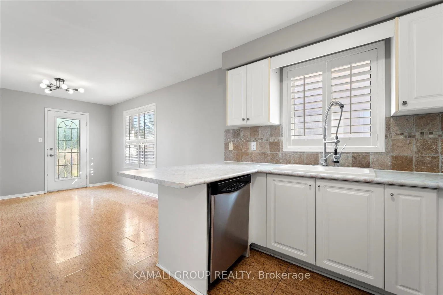 Photo 6 of Unit Main, 19 Widgeon Street, Barrie, Painswick South — HOMEH