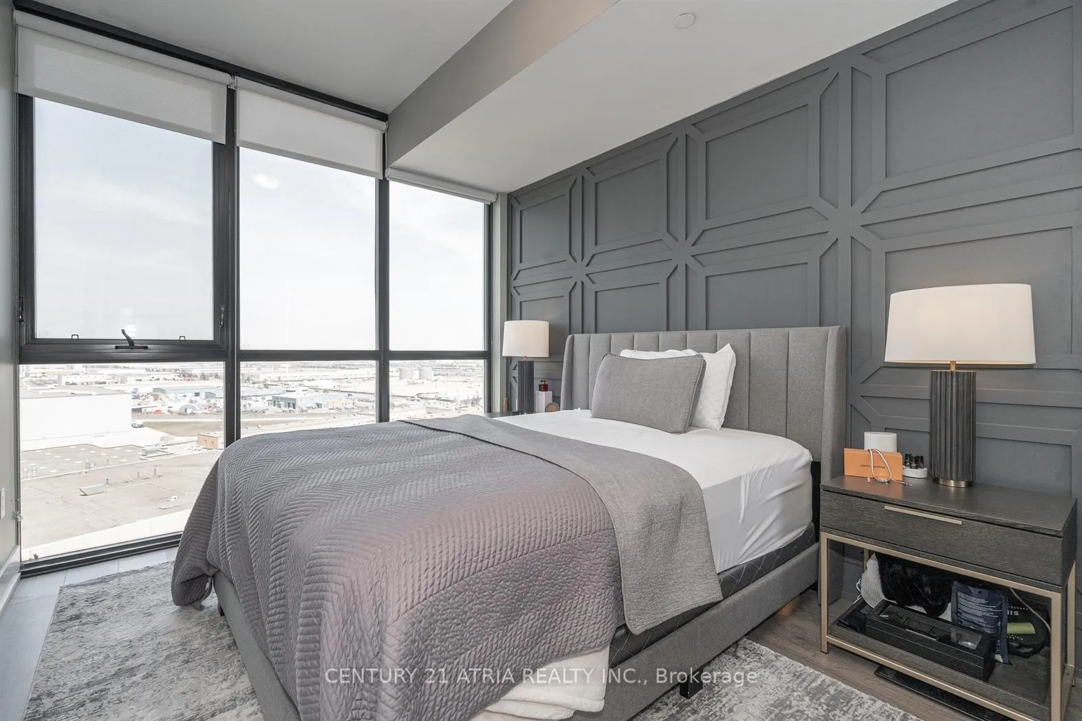 Photo 9 of Unit 1307, 2916 Highway 7, Vaughan, Concord — HOMEH