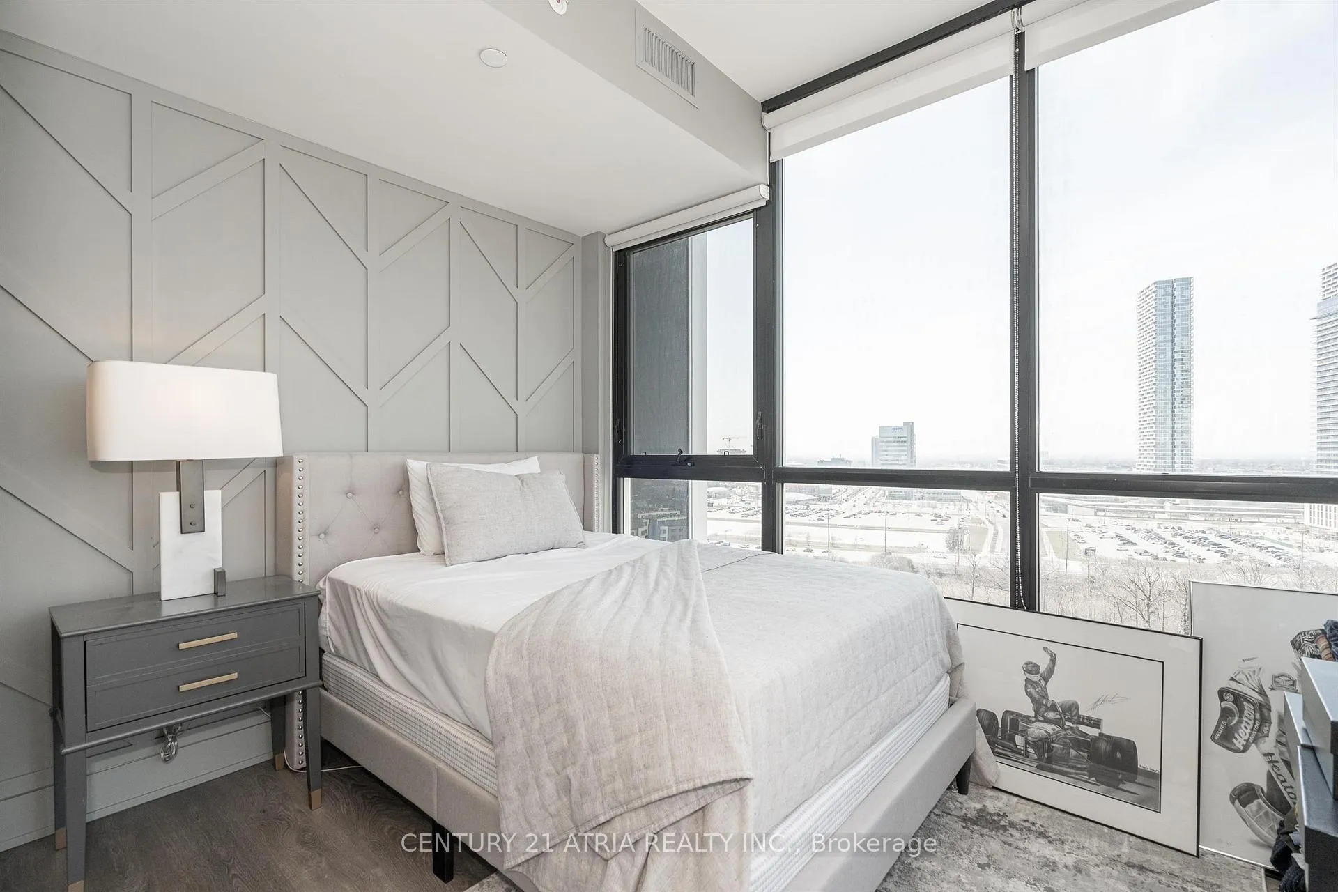 Photo 11 of Unit 1307, 2916 Highway 7, Vaughan, Concord — HOMEH