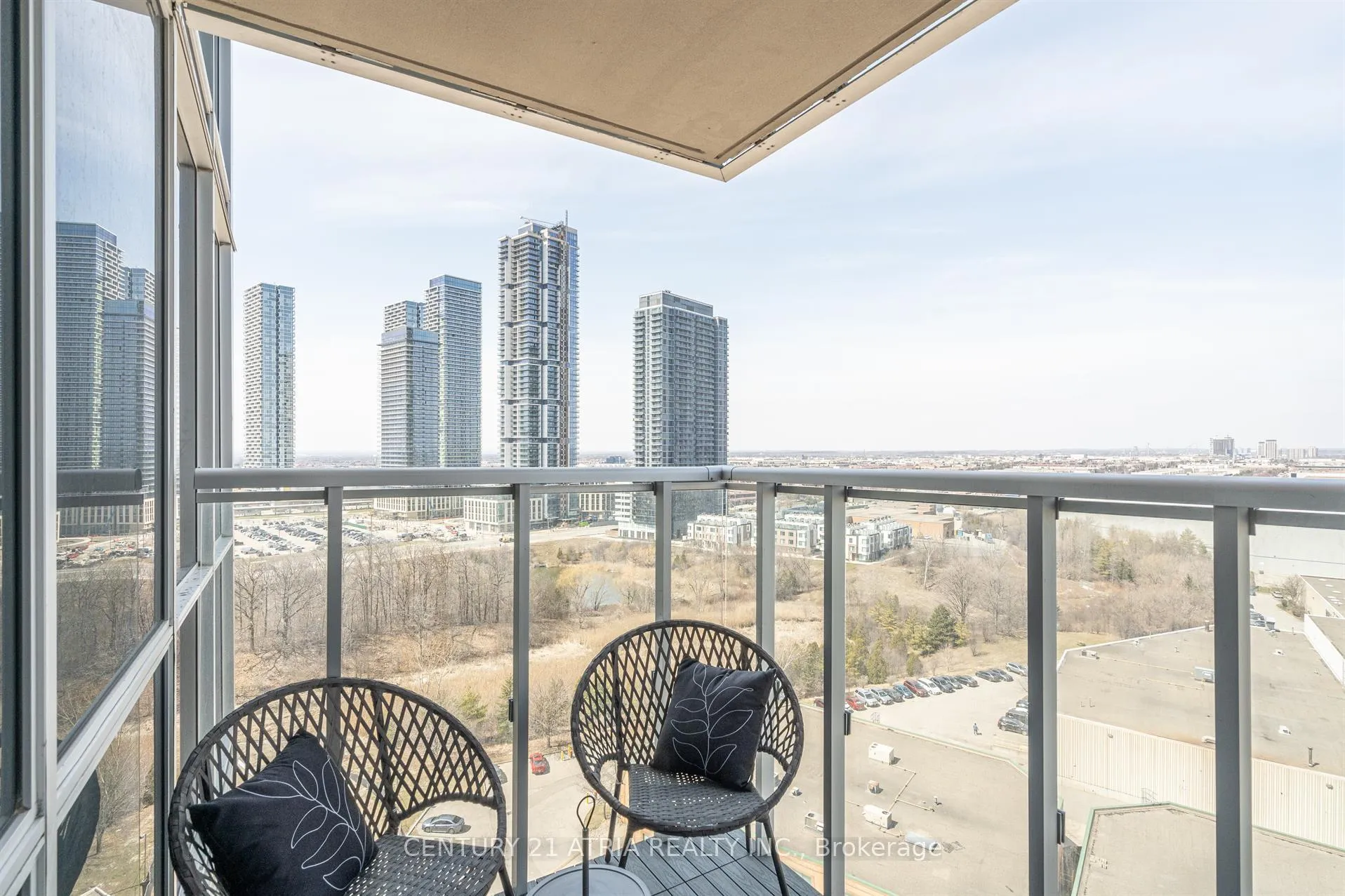 Photo 21 of Unit 1307, 2916 Highway 7, Vaughan, Concord — HOMEH