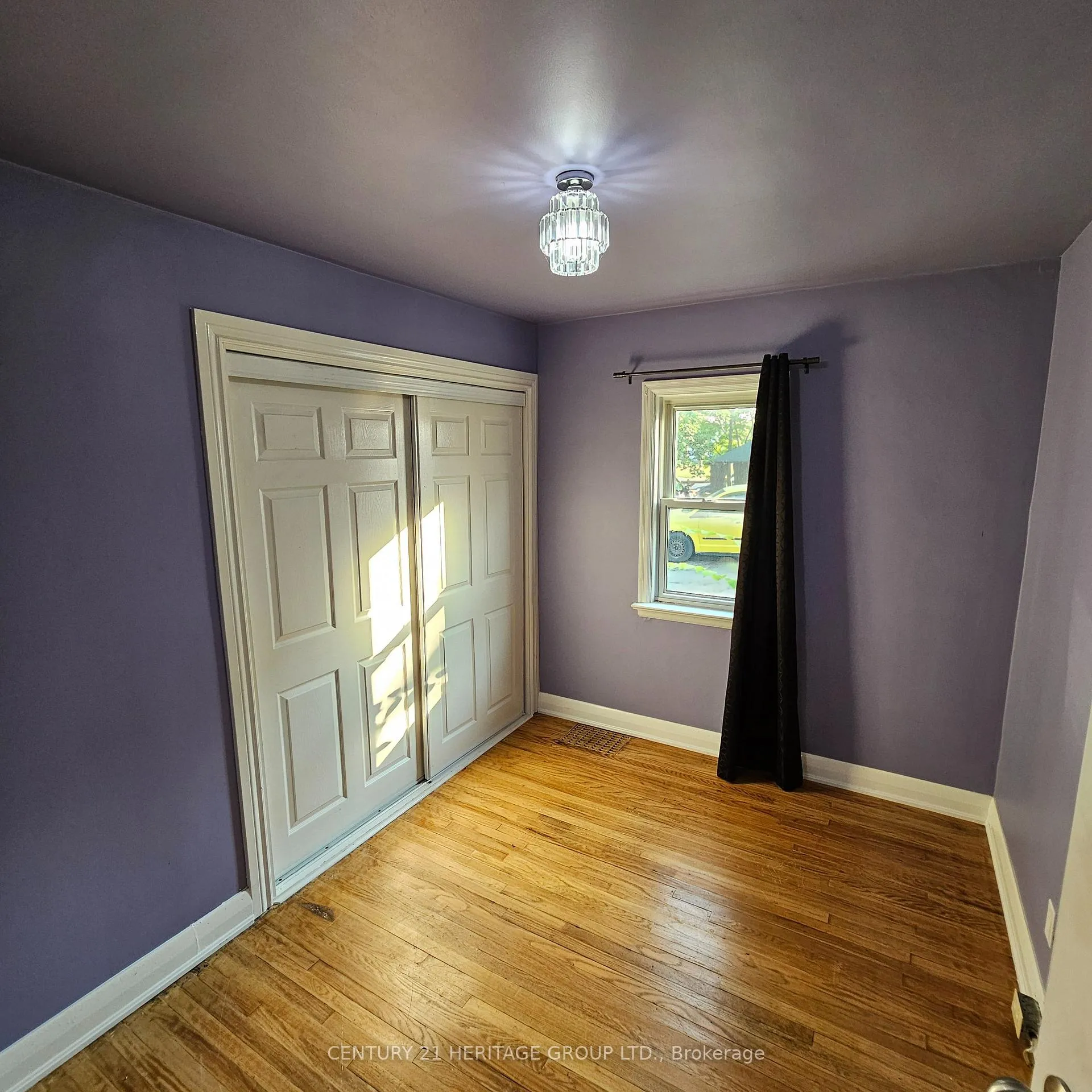 Photo 5 of Unit 1, 220 Tiffin Street, Barrie, 400 North — HOMEH