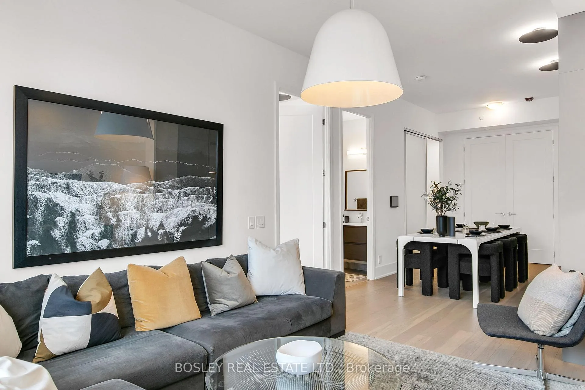 Photo 7 of Unit 504, 800 Broadview Avenue, Toronto, Playter Estates-Danforth — HOMEH