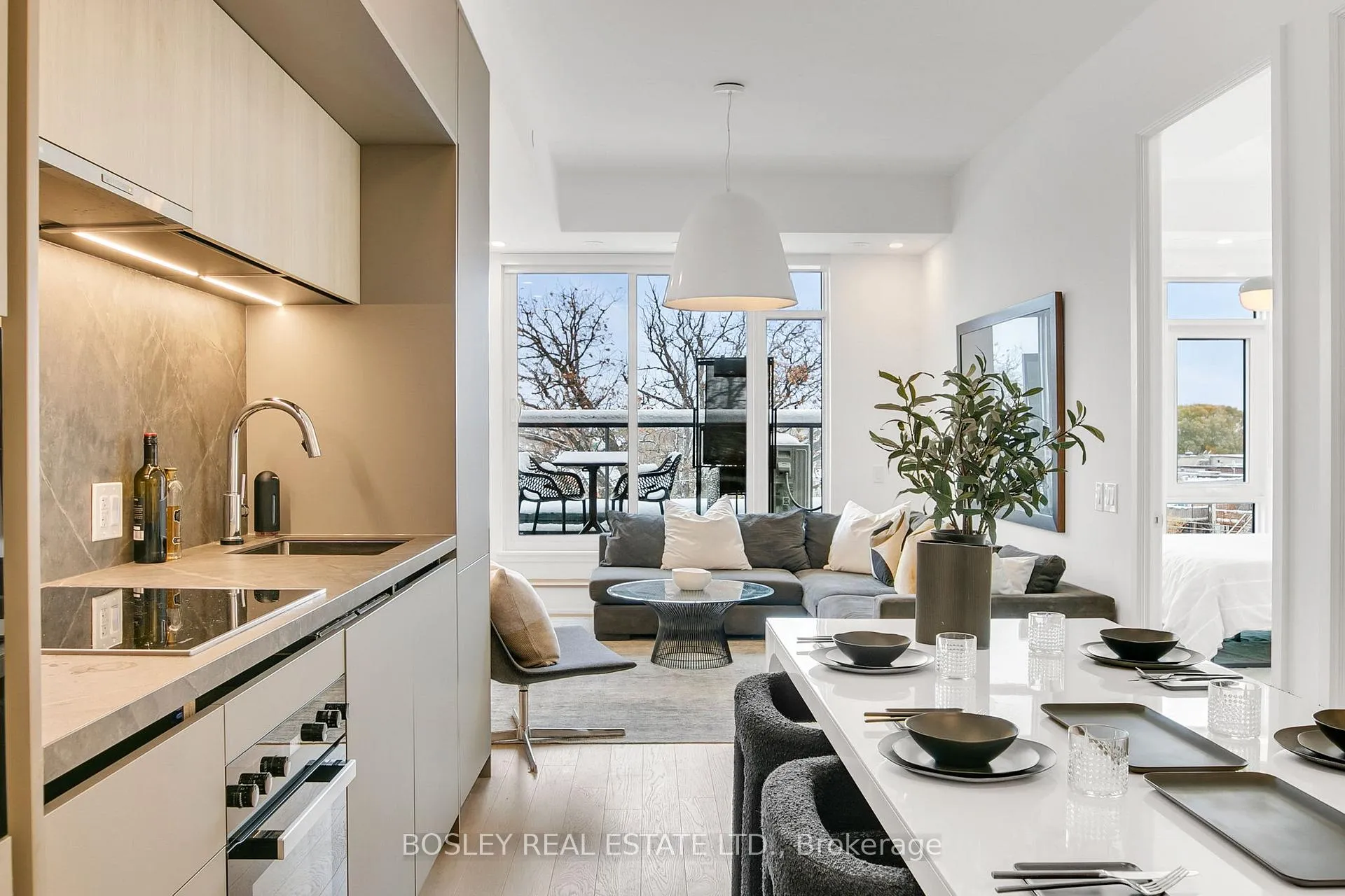 Photo 11 of Unit 504, 800 Broadview Avenue, Toronto, Playter Estates-Danforth — HOMEH