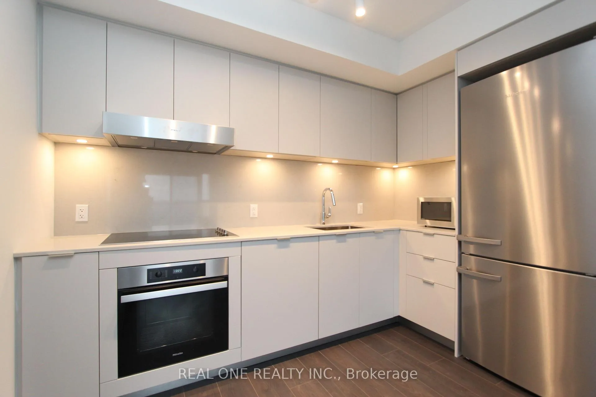 Photo 2 of Unit 520, 9 Clegg Road, Markham, Unionville — HOMEH