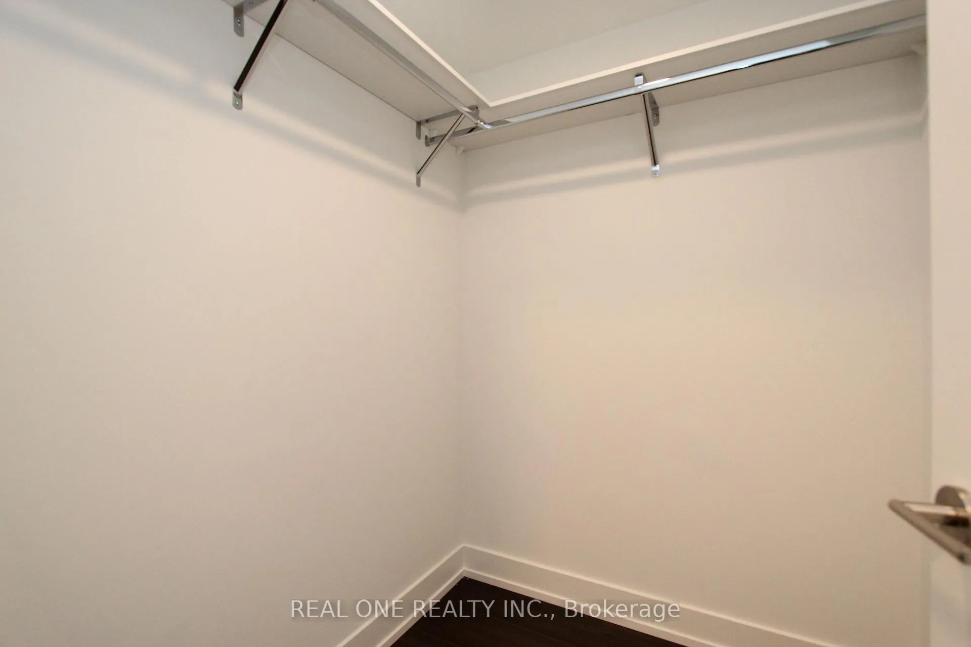 Photo 7 of Unit 520, 9 Clegg Road, Markham, Unionville — HOMEH