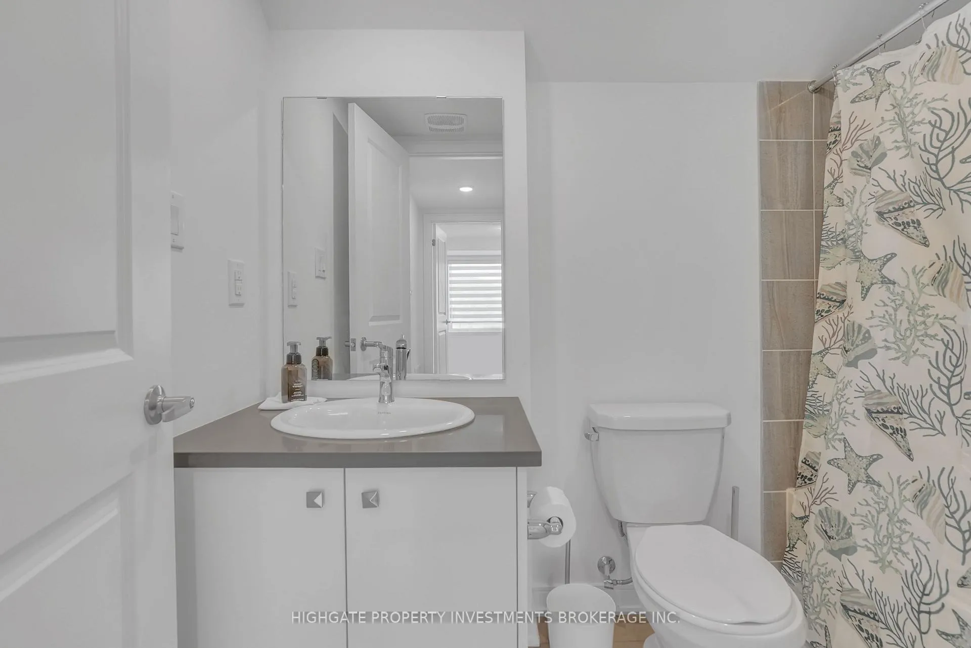 Photo 13 of 107 Appletree Lane, Barrie, Innis-Shore — HOMEH