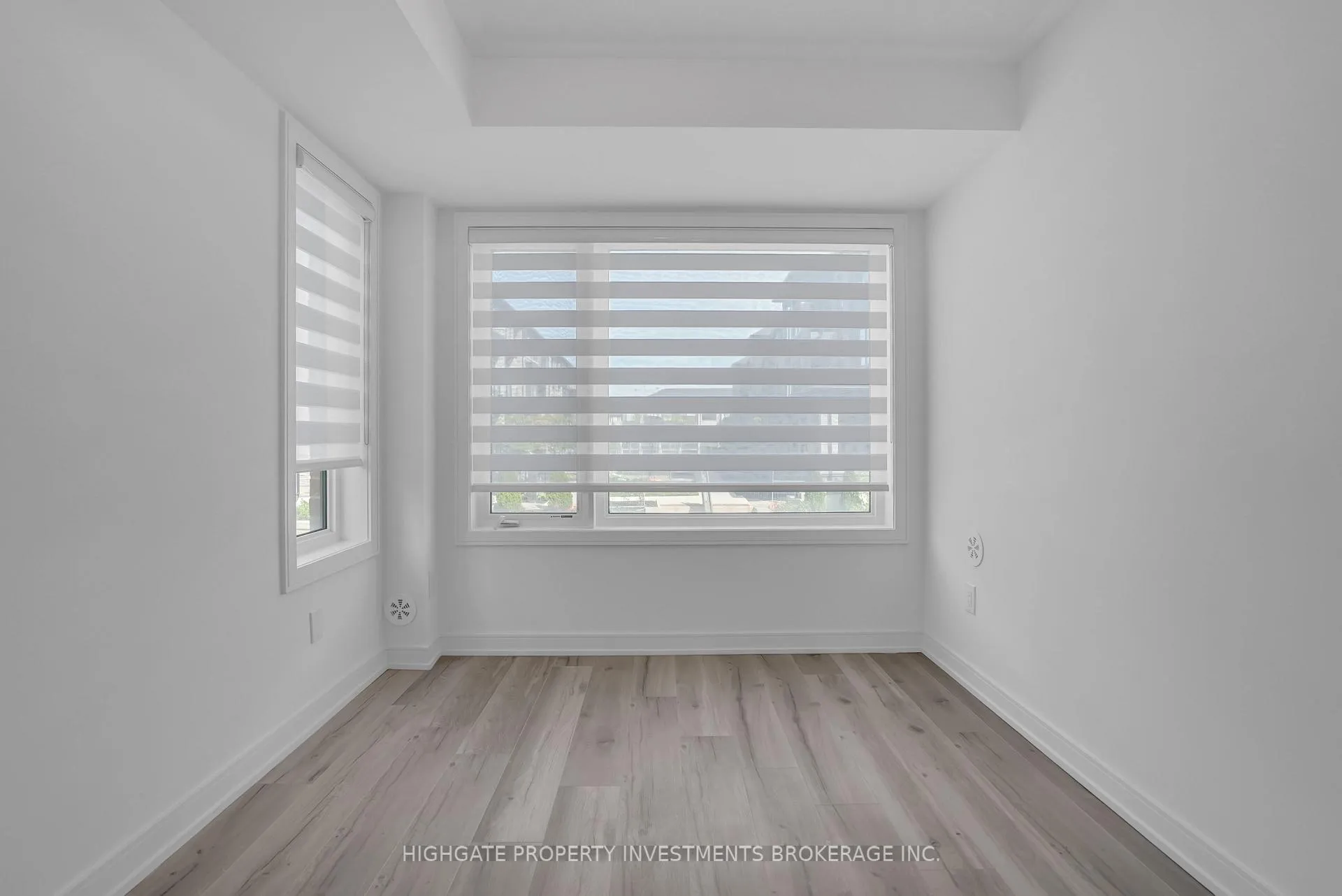Photo 15 of 107 Appletree Lane, Barrie, Innis-Shore — HOMEH