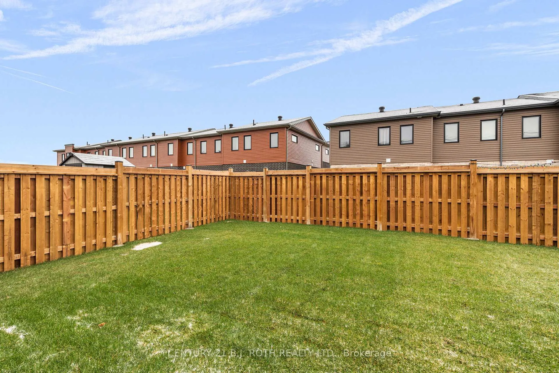 Photo 23 of 148 Gateland Drive, Barrie, Painswick South — HOMEH
