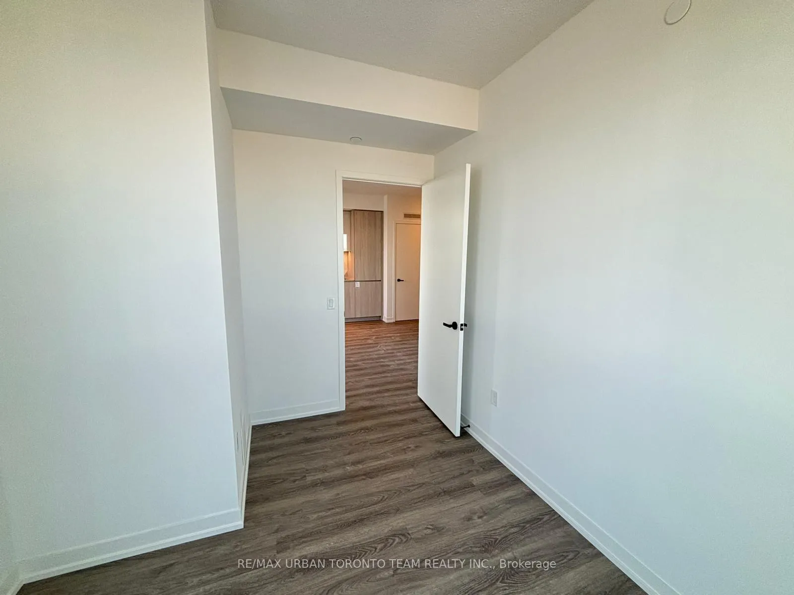 Photo 5 of Unit 2306, 8 Interchange Way, Vaughan, Vaughan Corporate Centre — HOMEH
