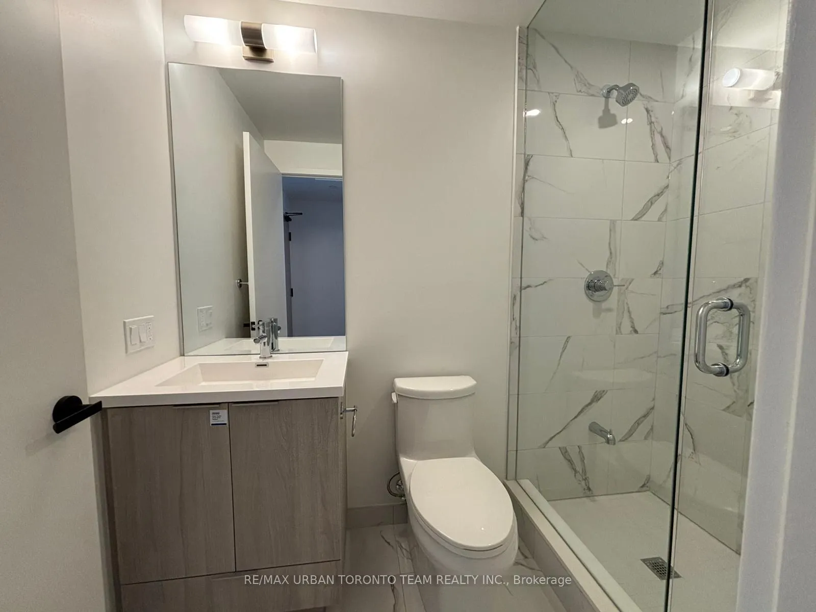 Photo 9 of Unit 2306, 8 Interchange Way, Vaughan, Vaughan Corporate Centre — HOMEH