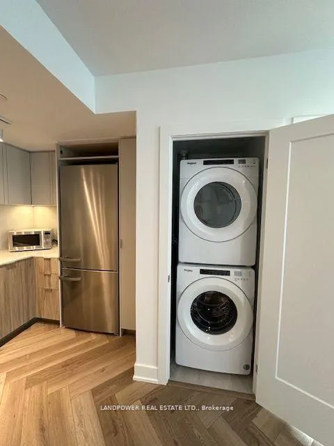 Photo 2 of Unit 1502, 8 Cedarland Drive, Markham, Unionville — HOMEH