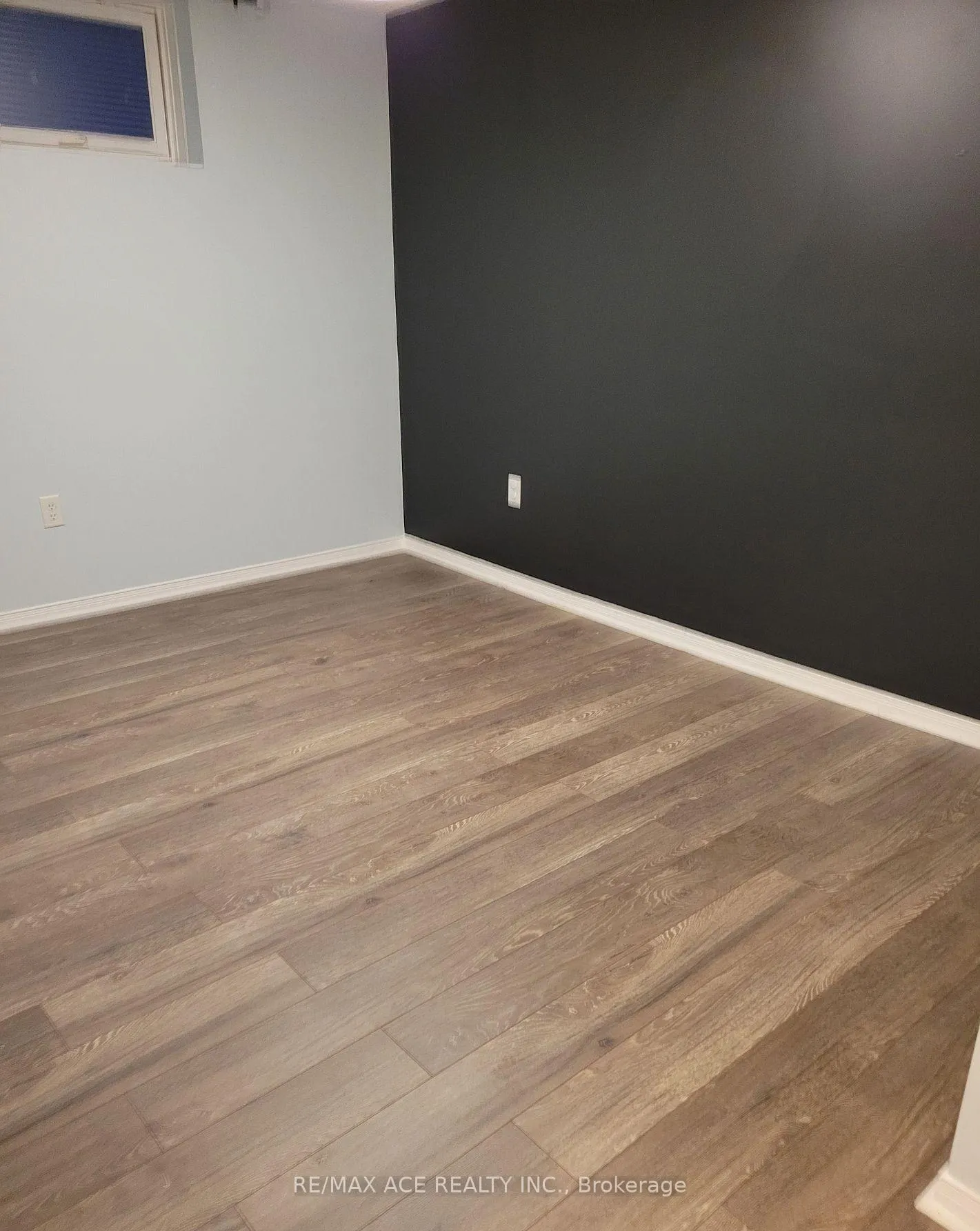 Photo 4 of Unit Bsmt, 182 Madelaine Drive, Barrie, Painswick South — HOMEH