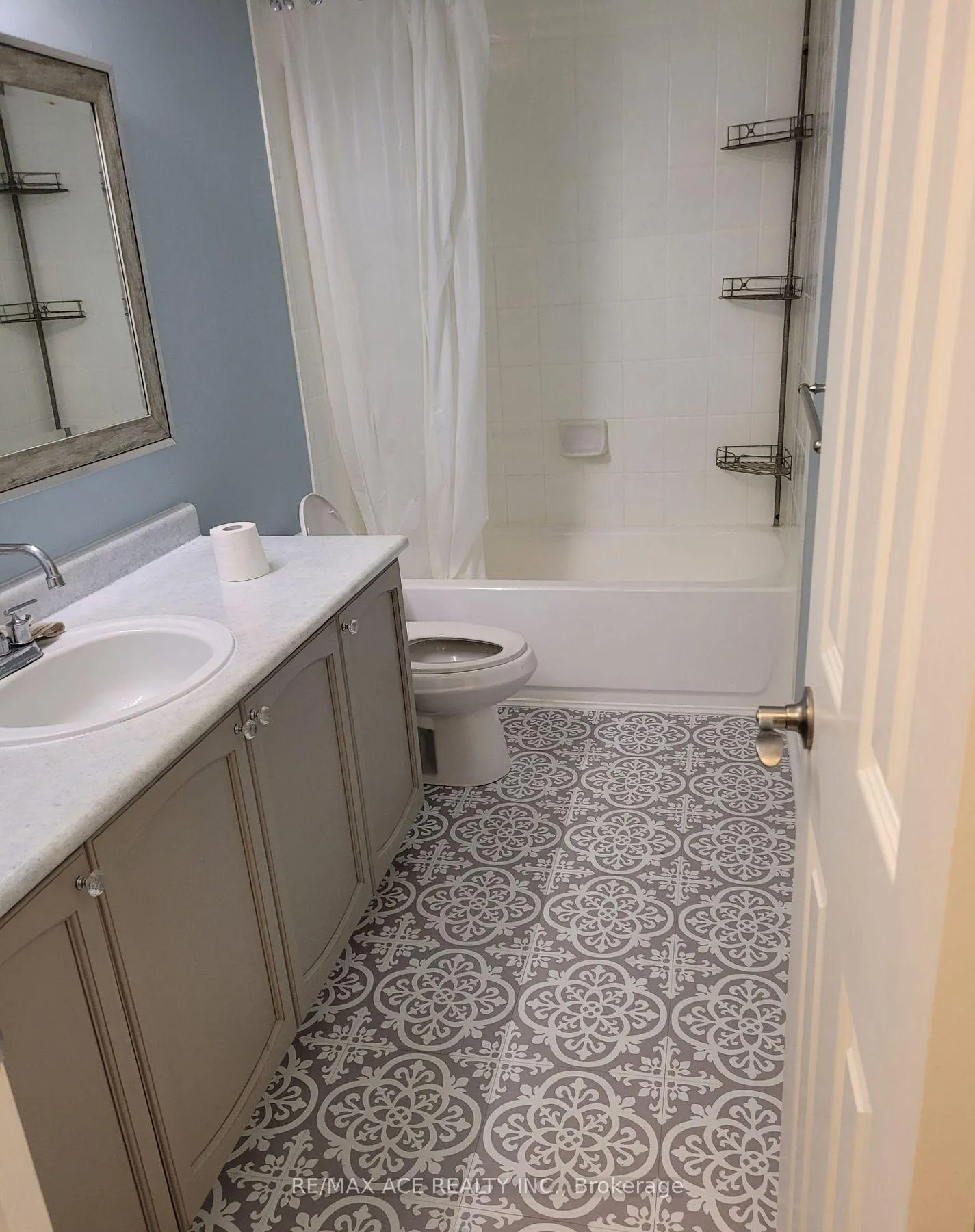 Photo 7 of Unit Bsmt, 182 Madelaine Drive, Barrie, Painswick South — HOMEH