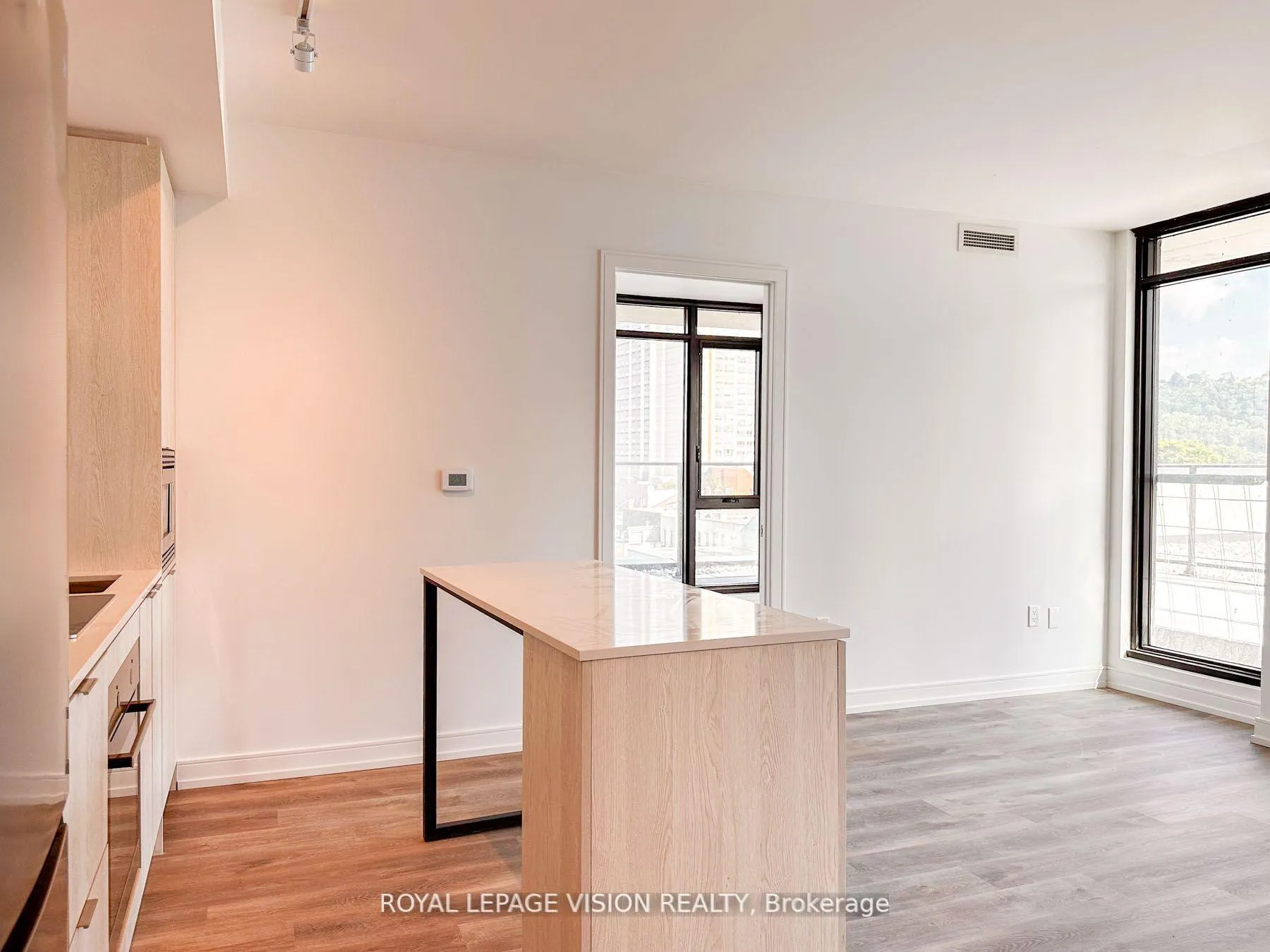 Photo 18 of Unit 627, 1 Jarvis Street, Hamilton, Beasley — HOMEH