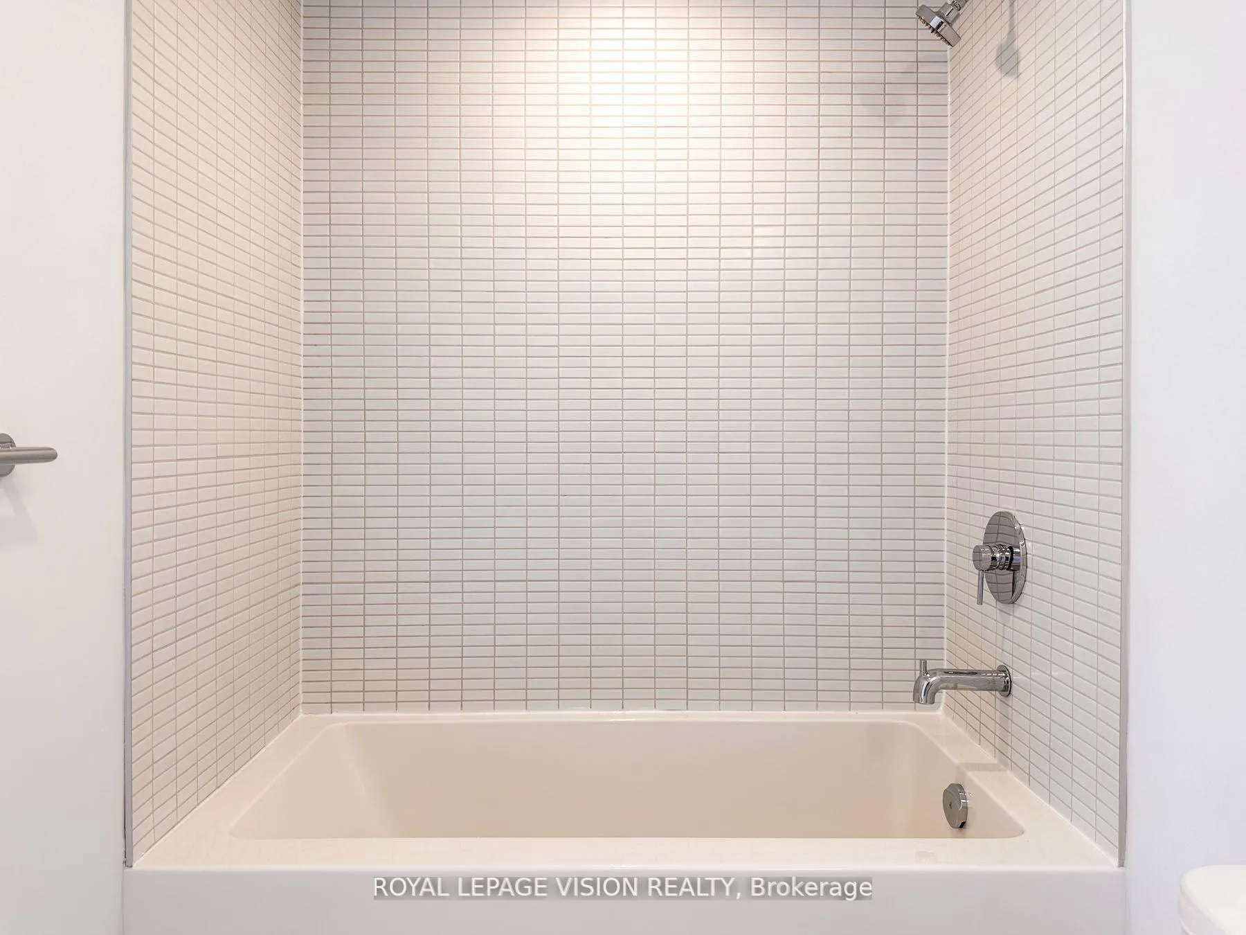 Photo 22 of Unit 627, 1 Jarvis Street, Hamilton, Beasley — HOMEH