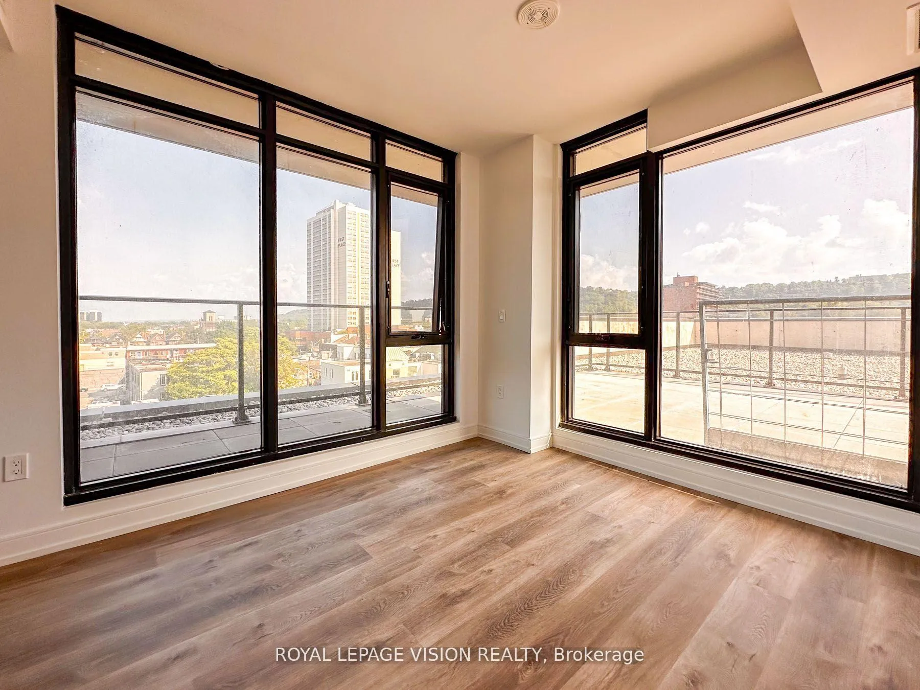 Photo 23 of Unit 627, 1 Jarvis Street, Hamilton, Beasley — HOMEH