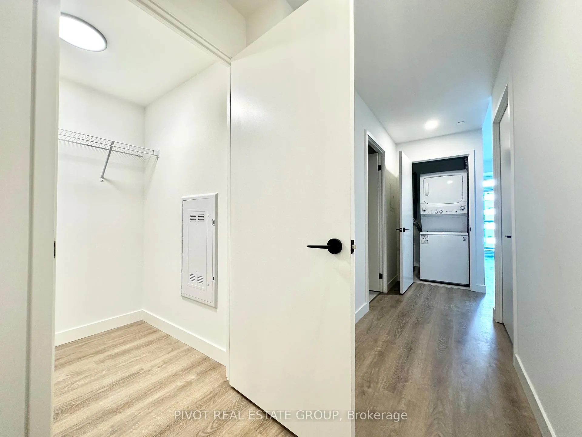 Photo 3 of Unit 1021, 1050 Eastern Avenue, Toronto, The Beaches — HOMEH