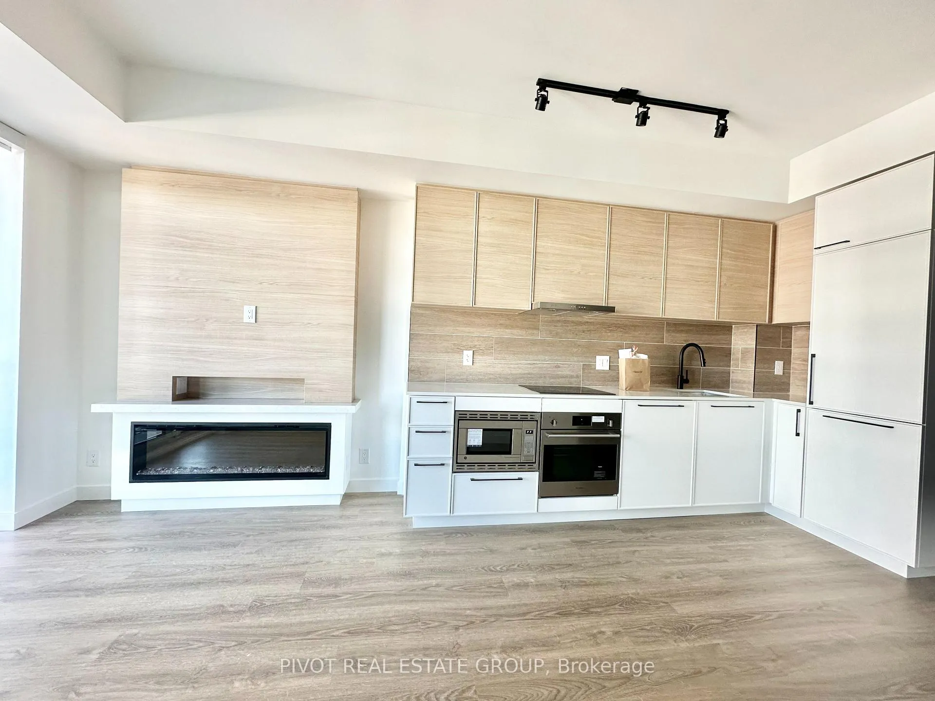 Photo 12 of Unit 1021, 1050 Eastern Avenue, Toronto, The Beaches — HOMEH