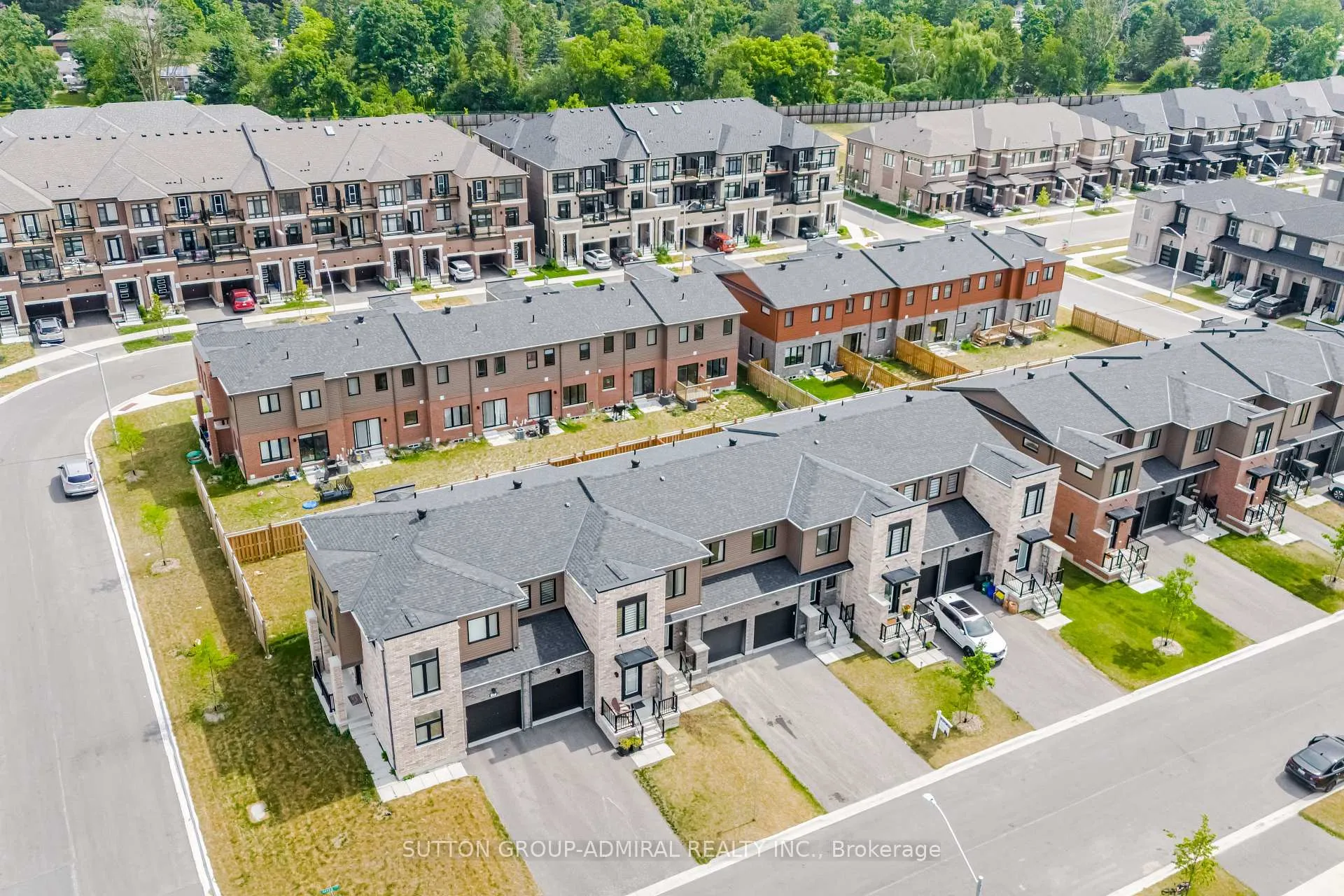 Photo 2 of 18 Haven Lane, Barrie, Painswick South — HOMEH
