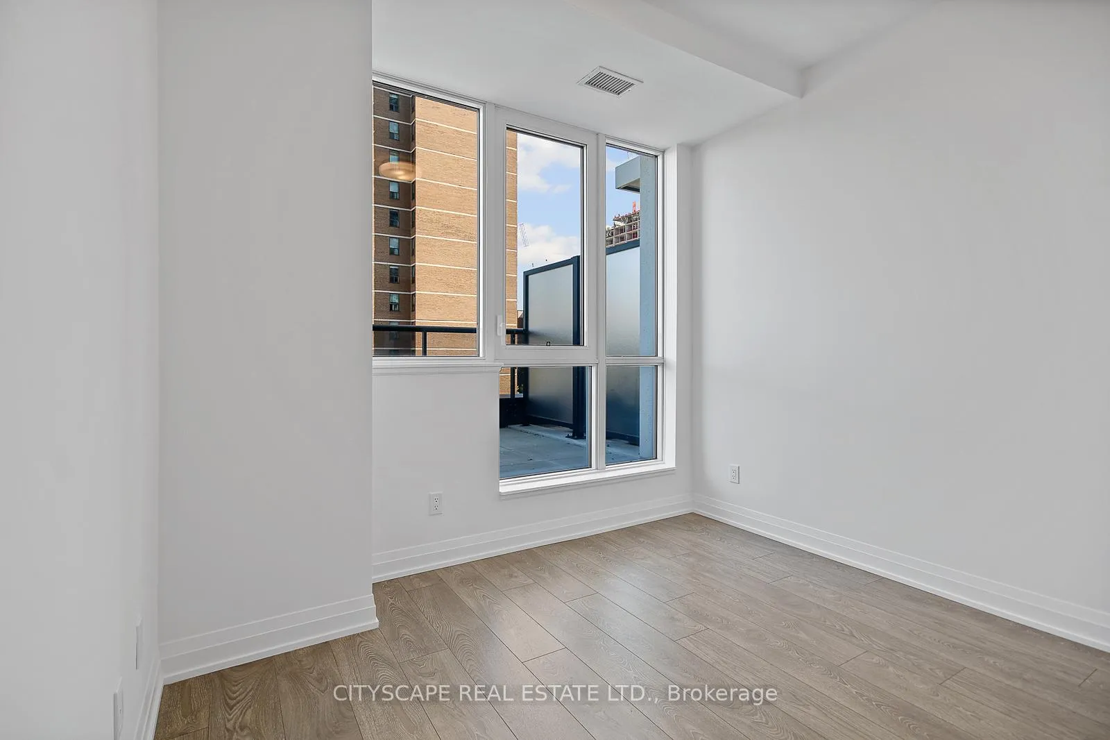 Photo 12 of Unit 506-T, 286 Main Street, Toronto, East End-Danforth — HOMEH