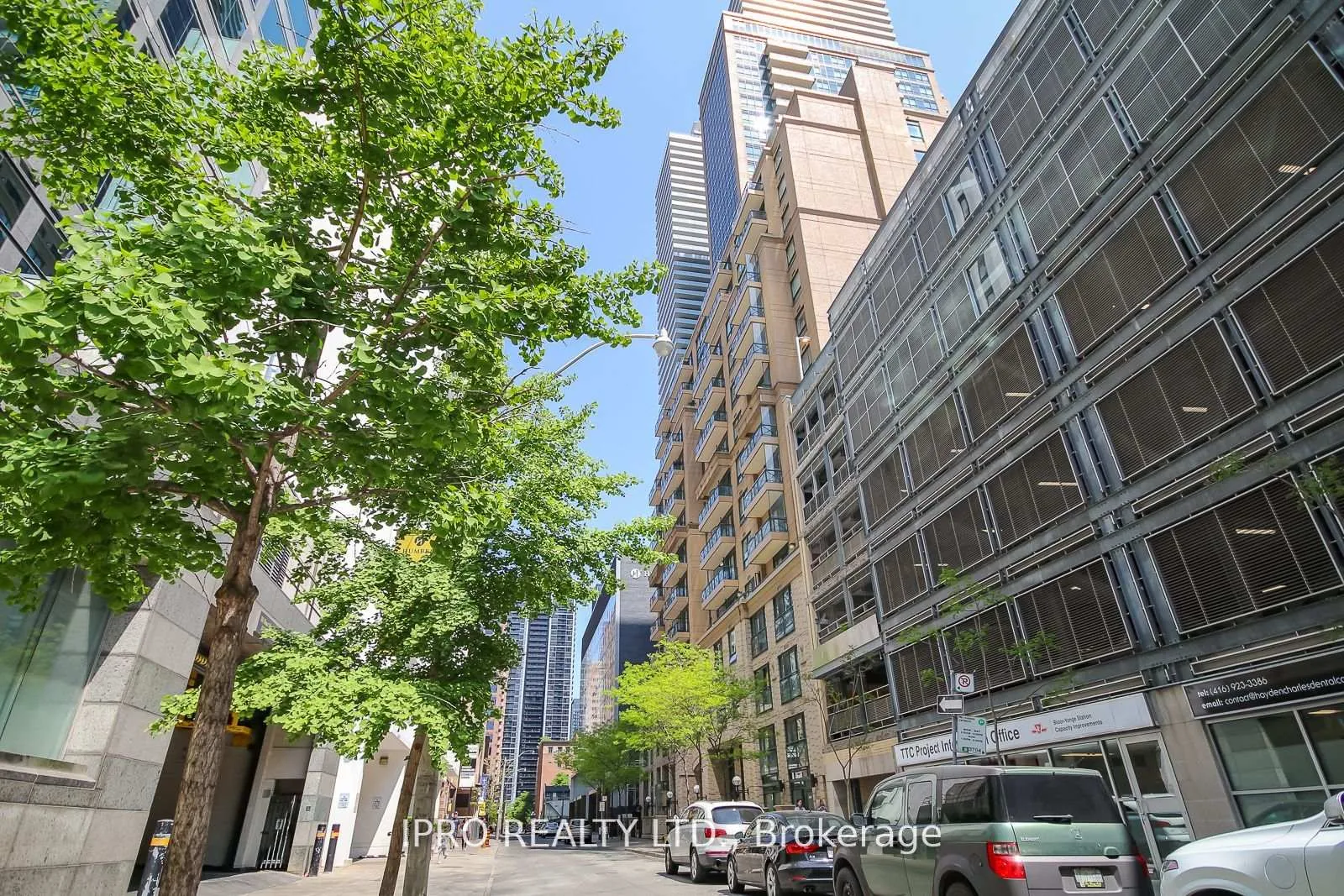 Front of Unit 413, 35 Hayden Street