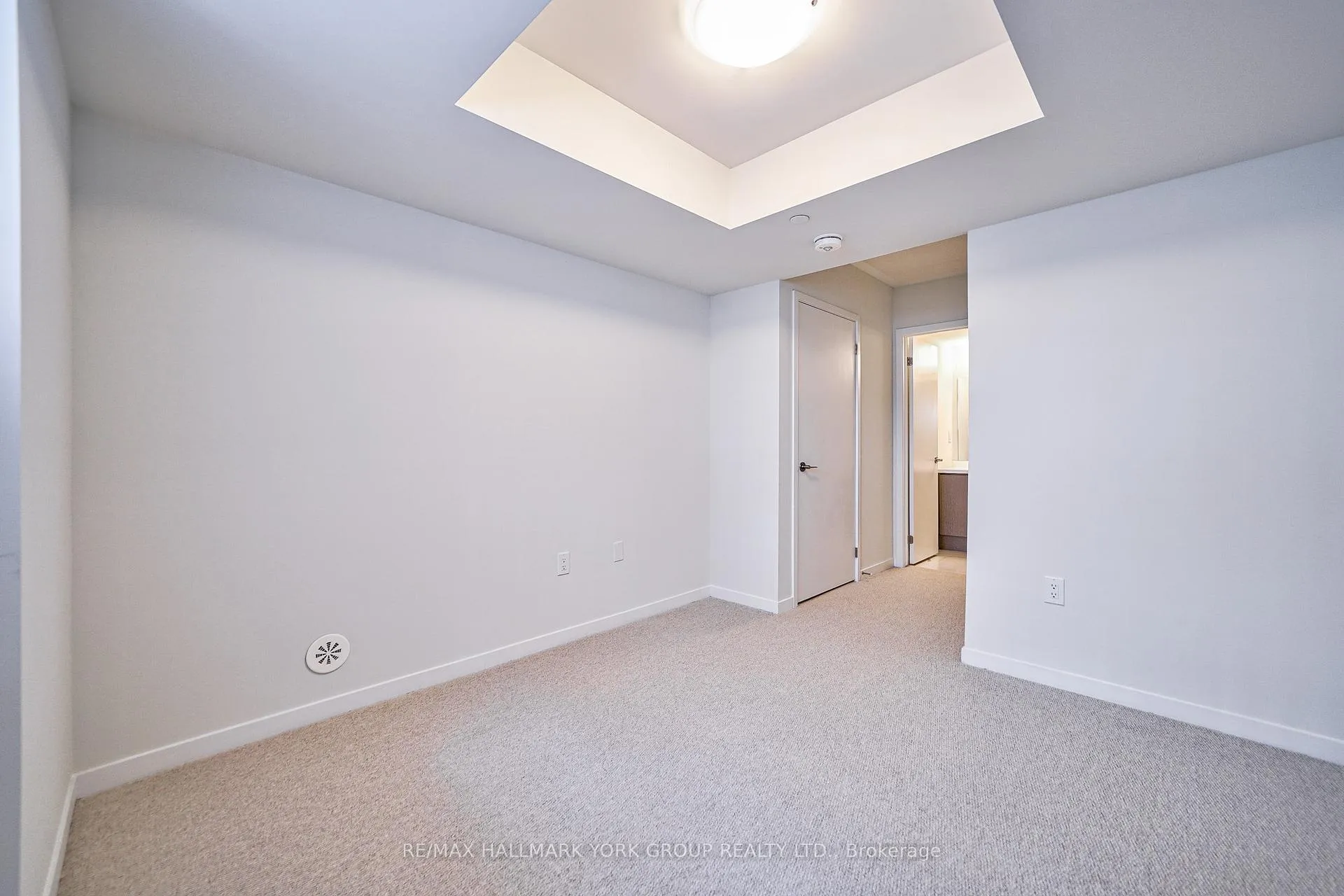 Photo 22 of Unit 180, 151 Honeycrisp Crescent, Vaughan, Vaughan Corporate Centre — HOMEH