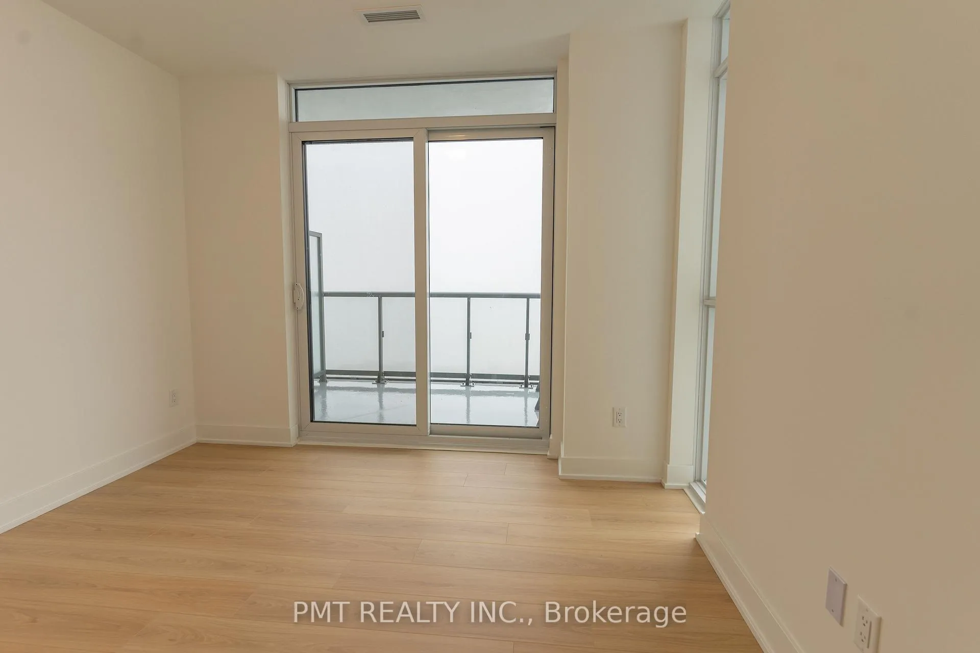 Photo 14 of Unit 906, 2425 Simcoe Street N, Oshawa, Windfields — HOMEH
