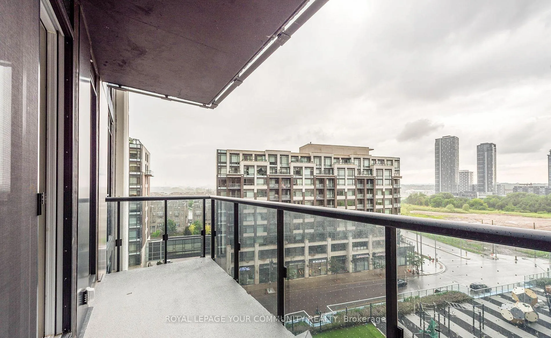 Photo 16 of Unit 928, 8119 Birchmount Road, Markham, Unionville — HOMEH